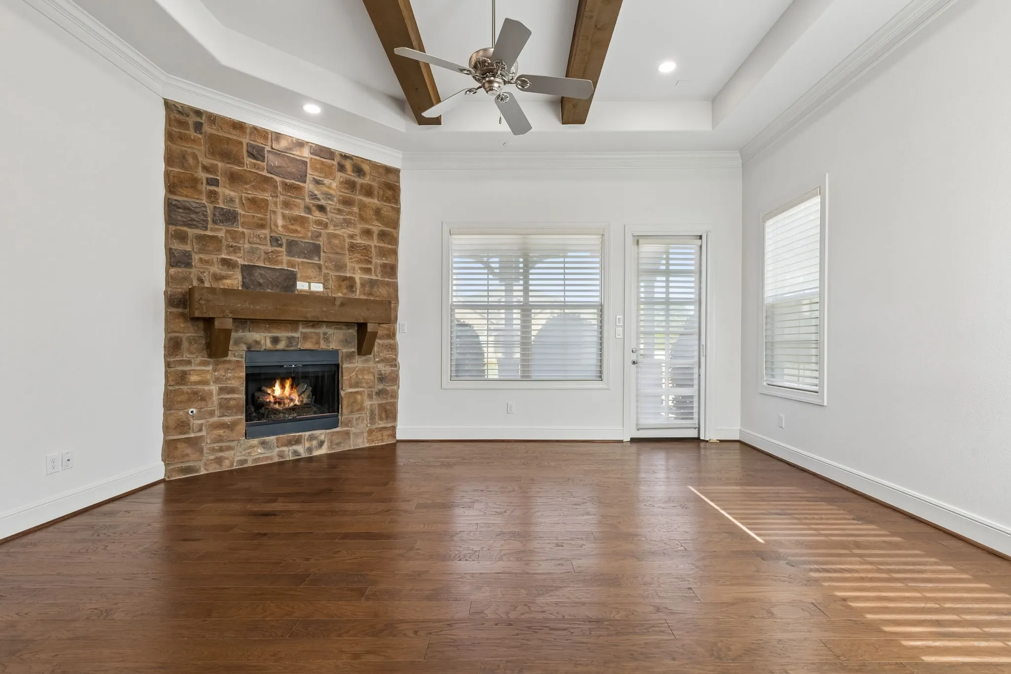 Condominium For Sale in Tarrant County , 441 Watermere Drive, Southlake, Texas 76092, 2 Bedroom, 3 Bathroom, 2 Garage spaces, 2,109 Sqft, built in 2013, mls#21346883, Real Estate Agent in Southlake, Homes For Sale in Tarrant county, Homes For Sale in Southlake, Realtor in Southlake Texas, Real Estate Brokerage Independent Realty Texas, Luminita Cordes Realtor