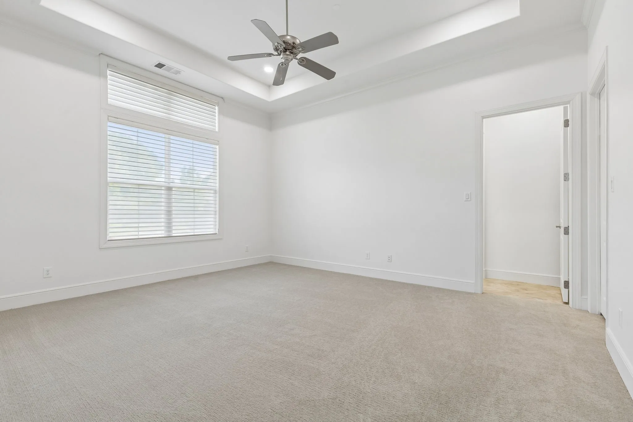 Condominium For Sale in Tarrant County , 441 Watermere Drive, Southlake, Texas 76092, 2 Bedroom, 3 Bathroom, 2 Garage spaces, 2,109 Sqft, built in 2013, mls#21346883, Real Estate Agent in Southlake, Homes For Sale in Tarrant county, Homes For Sale in Southlake, Realtor in Southlake Texas, Real Estate Brokerage Independent Realty Texas, Luminita Cordes Realtor