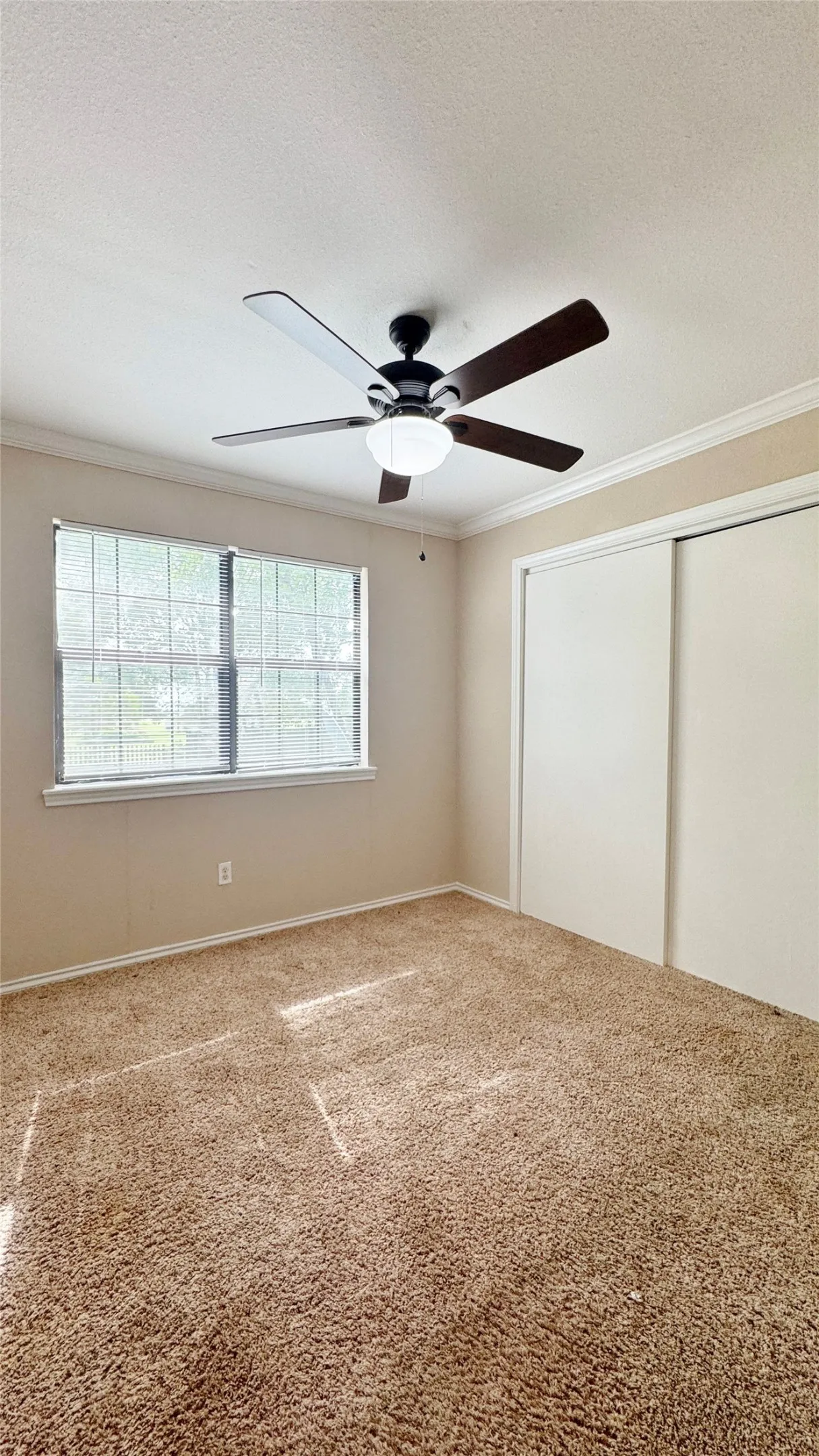 Single Family Residence For Rent in Henderson County , 304 Boot Ranch Road, Trinidad, Texas 75163, 3 Bedroom, 2 Bathroom, Garage spaces, 1,292 Sqft, built in 1994, mls#21348658, Real Estate Agent in Trinidad, Homes For Rent in Henderson county, Homes For Rent in Trinidad, Realtor in Trinidad Texas, Real Estate Brokerage Independent Realty Texas, Luminita Cordes Realtor