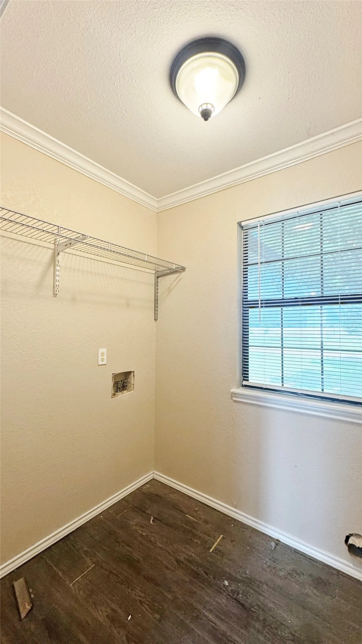 Single Family Residence For Rent in Henderson County , 304 Boot Ranch Road, Trinidad, Texas 75163, 3 Bedroom, 2 Bathroom, Garage spaces, 1,292 Sqft, built in 1994, mls#21348658, Real Estate Agent in Trinidad, Homes For Rent in Henderson county, Homes For Rent in Trinidad, Realtor in Trinidad Texas, Real Estate Brokerage Independent Realty Texas, Luminita Cordes Realtor