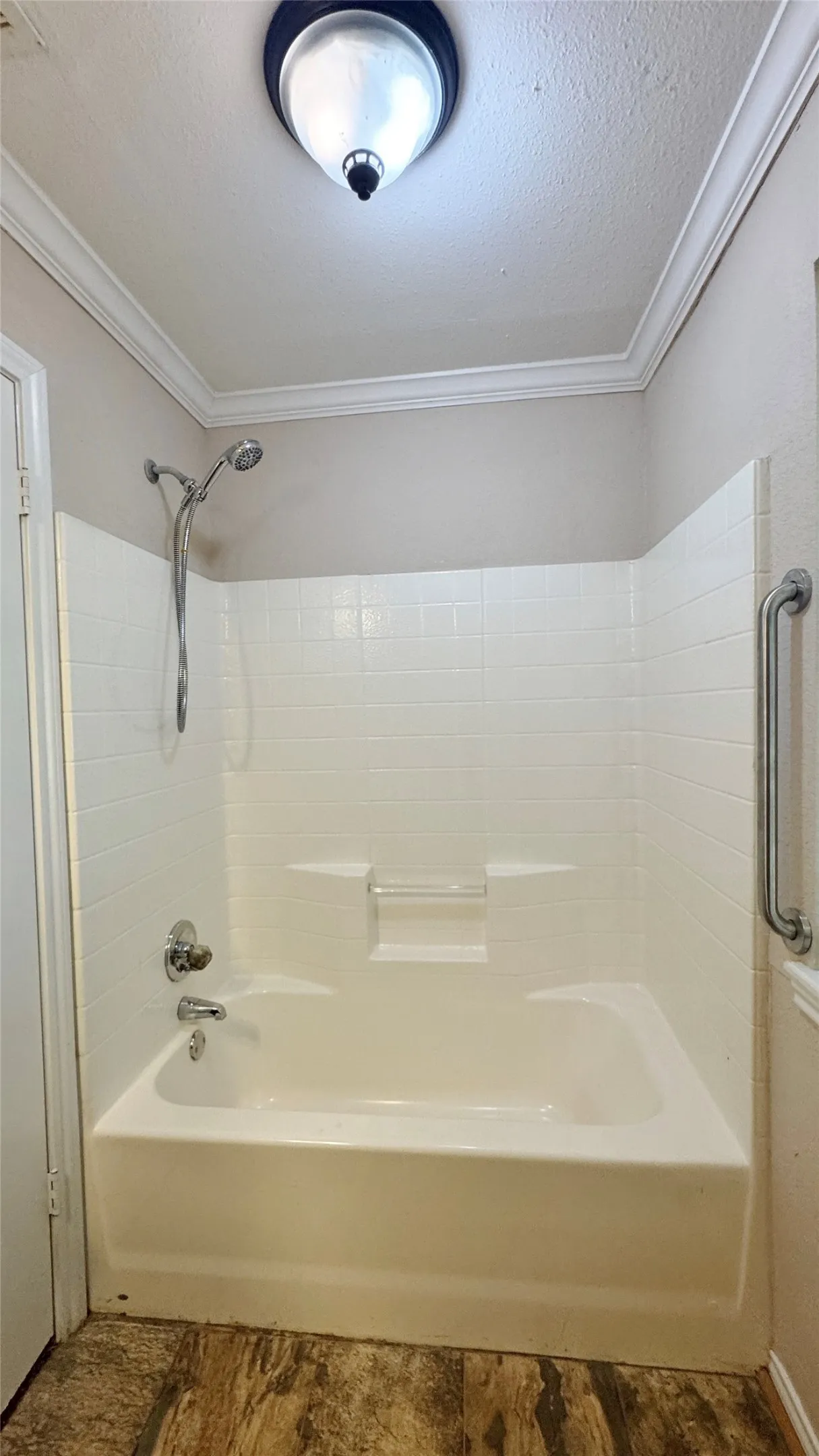 Single Family Residence For Rent in Henderson County , 304 Boot Ranch Road, Trinidad, Texas 75163, 3 Bedroom, 2 Bathroom, Garage spaces, 1,292 Sqft, built in 1994, mls#21348658, Real Estate Agent in Trinidad, Homes For Rent in Henderson county, Homes For Rent in Trinidad, Realtor in Trinidad Texas, Real Estate Brokerage Independent Realty Texas, Luminita Cordes Realtor