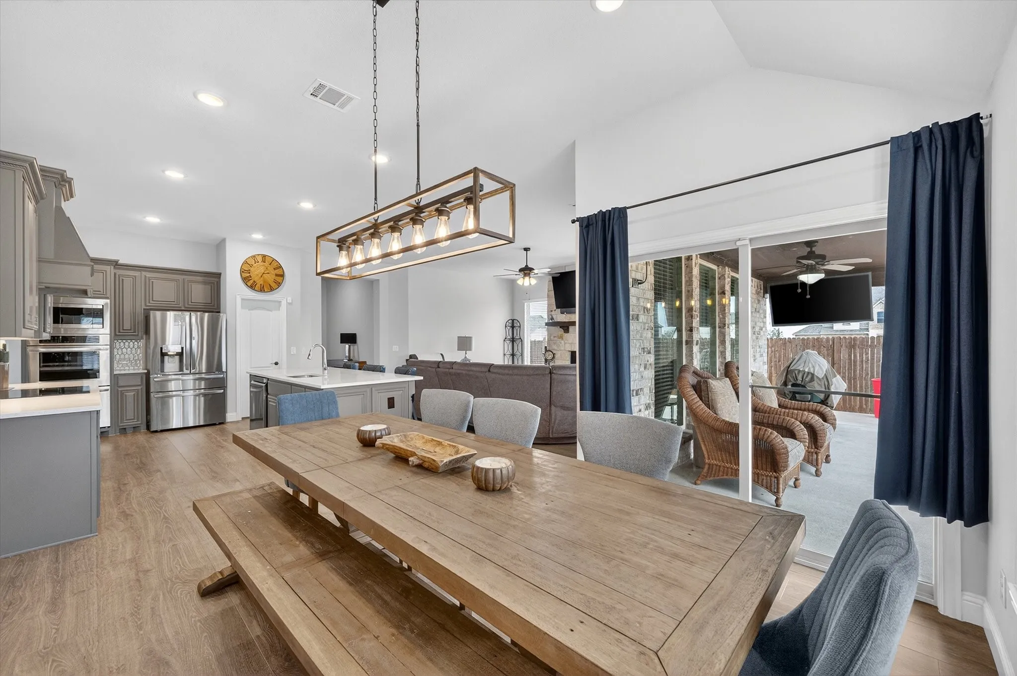 Single Family Residence For Sale in Ellis County , 644 Winters Drive, Waxahachie, Texas 75165, 4 Bedrooms, 3 Bathrooms, 2 Garage spaces, 2,458 Sqft, built in 2022, Price $470,000, mls#21348649, Real Estate Agent in Waxahachie, Homes For Sale in Ellis county, Homes For Sale in Waxahachie, Realtor in Waxahachie Texas, Real Estate Brokerage Independent Realty Texas, Luminita Cordes Realtor