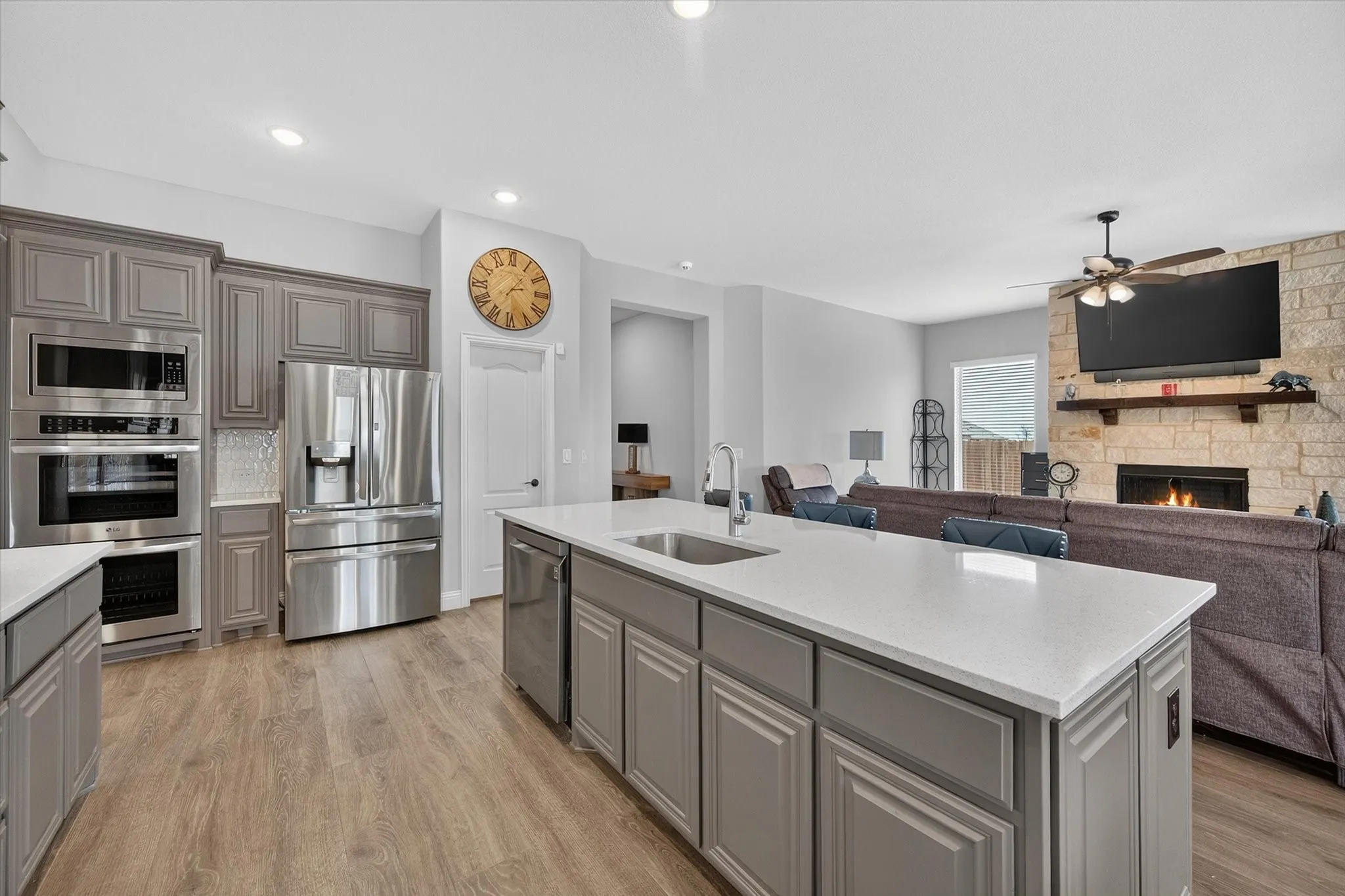 Single Family Residence For Sale in Ellis County , 644 Winters Drive, Waxahachie, Texas 75165, 4 Bedrooms, 3 Bathrooms, 2 Garage spaces, 2,458 Sqft, built in 2022, Price $470,000, mls#21348649, Real Estate Agent in Waxahachie, Homes For Sale in Ellis county, Homes For Sale in Waxahachie, Realtor in Waxahachie Texas, Real Estate Brokerage Independent Realty Texas, Luminita Cordes Realtor