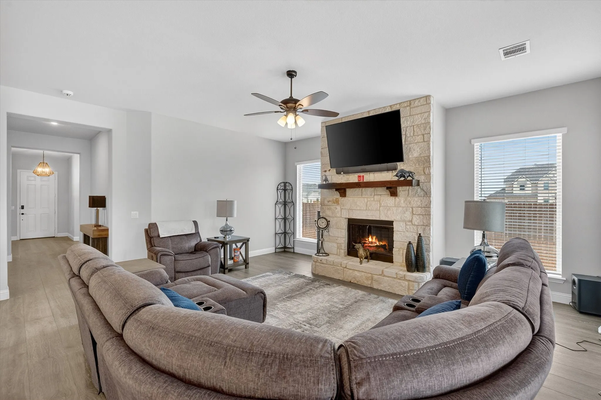 Single Family Residence For Sale in Ellis County , 644 Winters Drive, Waxahachie, Texas 75165, 4 Bedrooms, 3 Bathrooms, 2 Garage spaces, 2,458 Sqft, built in 2022, Price $470,000, mls#21348649, Real Estate Agent in Waxahachie, Homes For Sale in Ellis county, Homes For Sale in Waxahachie, Realtor in Waxahachie Texas, Real Estate Brokerage Independent Realty Texas, Luminita Cordes Realtor