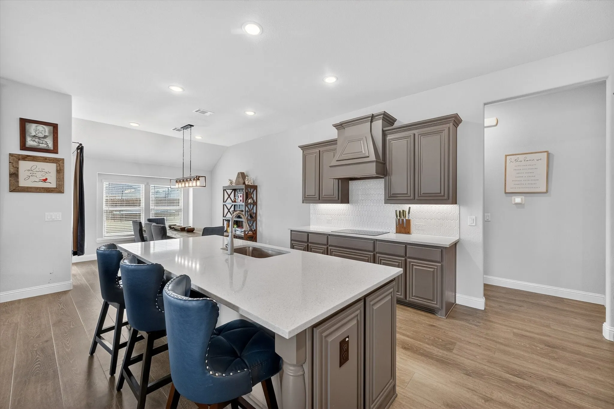 Single Family Residence For Sale in Ellis County , 644 Winters Drive, Waxahachie, Texas 75165, 4 Bedrooms, 3 Bathrooms, 2 Garage spaces, 2,458 Sqft, built in 2022, Price $470,000, mls#21348649, Real Estate Agent in Waxahachie, Homes For Sale in Ellis county, Homes For Sale in Waxahachie, Realtor in Waxahachie Texas, Real Estate Brokerage Independent Realty Texas, Luminita Cordes Realtor