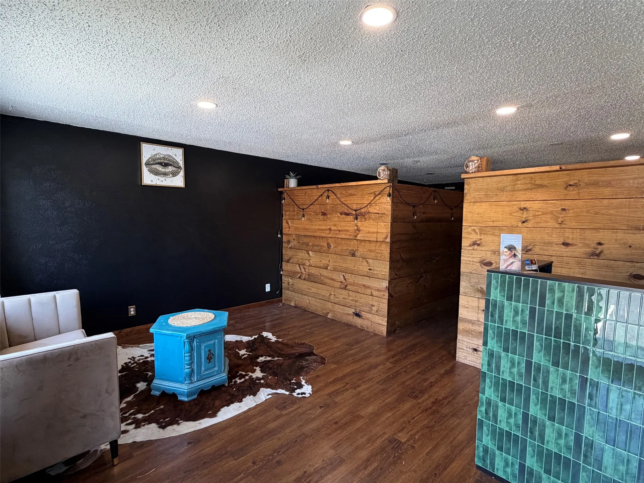 Business For Rent in Hood County , 417 W Pearl Street, Granbury, Texas 76048, 0, 0, Garage spaces, 0 Sqft, built in 1958, mls#21343580, Real Estate Agent in Granbury, Homes For Rent in Hood county, Homes For Rent in Granbury, Realtor in Granbury Texas, Real Estate Brokerage Independent Realty Texas, Luminita Cordes Realtor