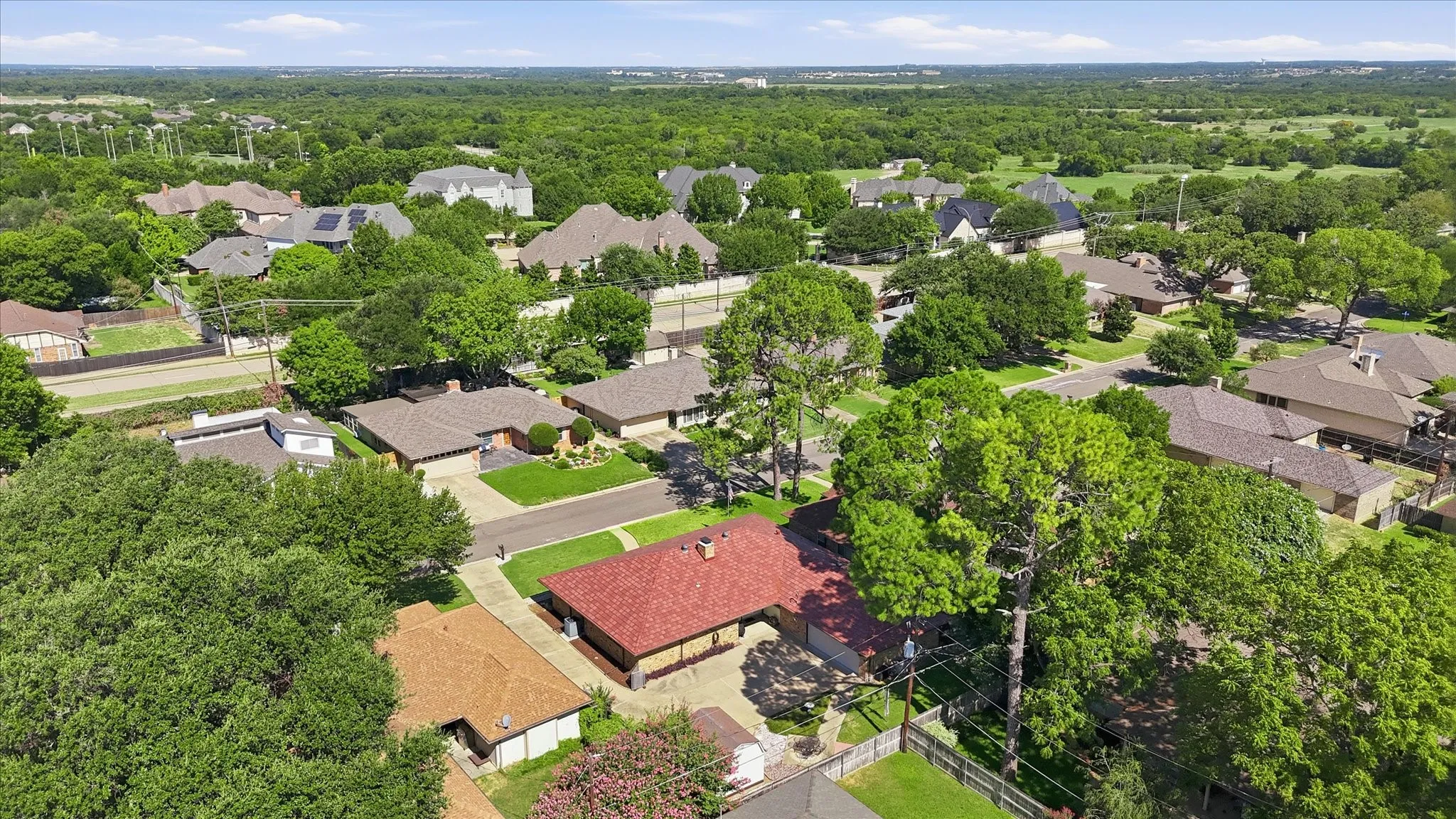 Single Family Residence For Sale in Tarrant County , 2509 Radcliffe Drive, Arlington, Texas 76012, 4 Bedroom, 3 Bathroom, 2 Garage spaces, 2,225 Sqft, built in 1977, mls#21343131, Real Estate Agent in Arlington, Homes For Sale in Tarrant county, Homes For Sale in Arlington, Realtor in Arlington Texas, Real Estate Brokerage Independent Realty Texas, Luminita Cordes Realtor