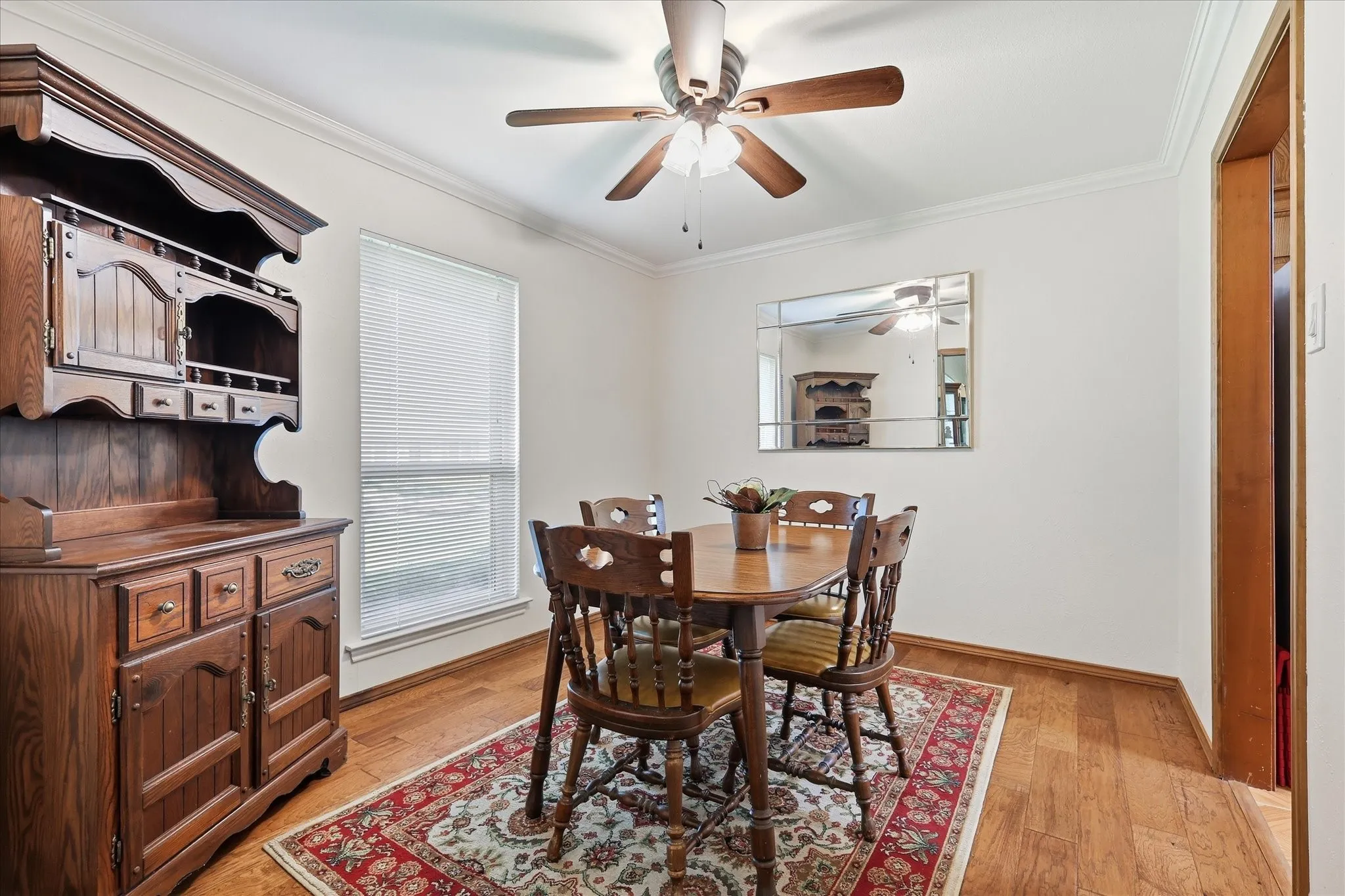 Single Family Residence For Sale in Tarrant County , 2509 Radcliffe Drive, Arlington, Texas 76012, 4 Bedroom, 3 Bathroom, 2 Garage spaces, 2,225 Sqft, built in 1977, mls#21343131, Real Estate Agent in Arlington, Homes For Sale in Tarrant county, Homes For Sale in Arlington, Realtor in Arlington Texas, Real Estate Brokerage Independent Realty Texas, Luminita Cordes Realtor