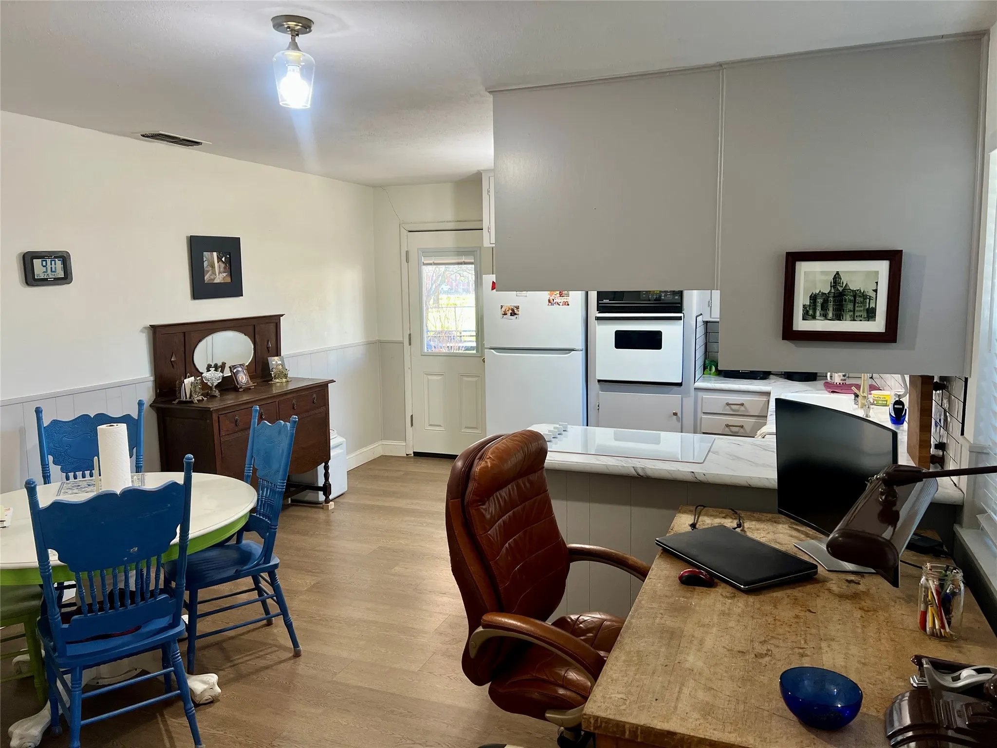 Single Family Residence For Rent in Palo Pinto County , 216 Woodlawn Avenue, Strawn, Texas 76475, 2 Bedroom, 1 Bathroom, Garage spaces, 1,284 Sqft, built in 1970, Price $1,600, mls#21346686, Real Estate Agent in Strawn, Homes For Rent in Palo Pinto county, Homes For Rent in Strawn, Realtor in Strawn Texas, Real Estate Brokerage Independent Realty Texas, Luminita Cordes Realtor
