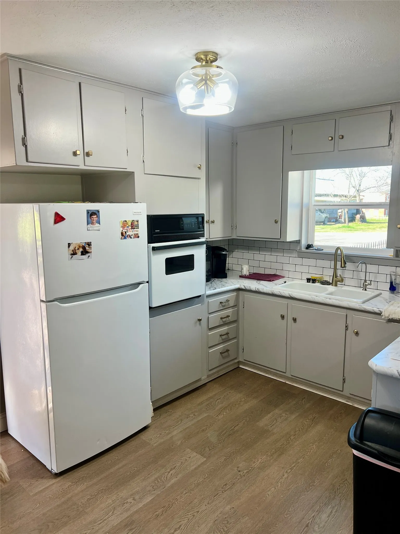 Single Family Residence For Rent in Palo Pinto County , 216 Woodlawn Avenue, Strawn, Texas 76475, 2 Bedroom, 1 Bathroom, Garage spaces, 1,284 Sqft, built in 1970, Price $1,600, mls#21346686, Real Estate Agent in Strawn, Homes For Rent in Palo Pinto county, Homes For Rent in Strawn, Realtor in Strawn Texas, Real Estate Brokerage Independent Realty Texas, Luminita Cordes Realtor