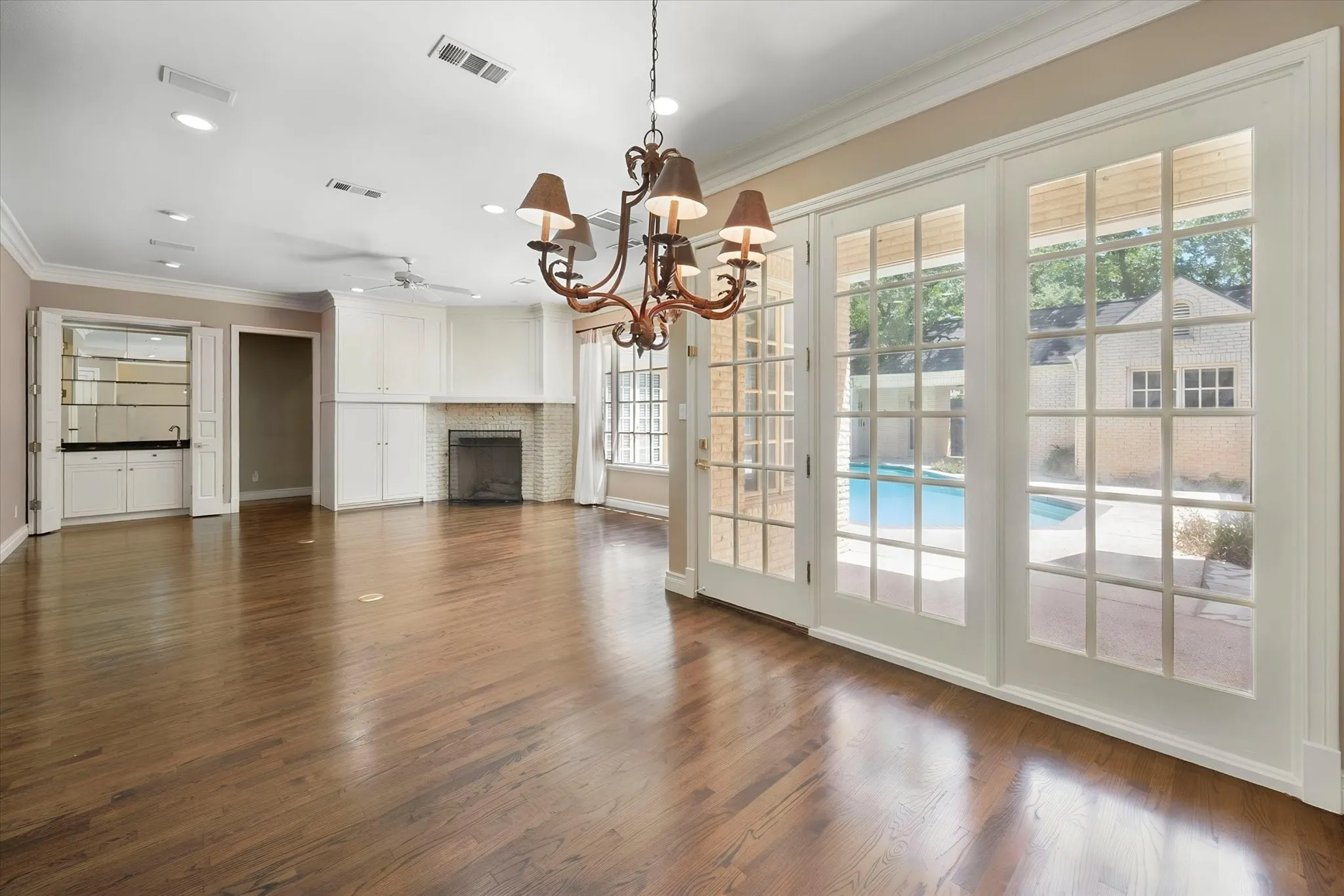 Walls of windows create a relaxing feel.