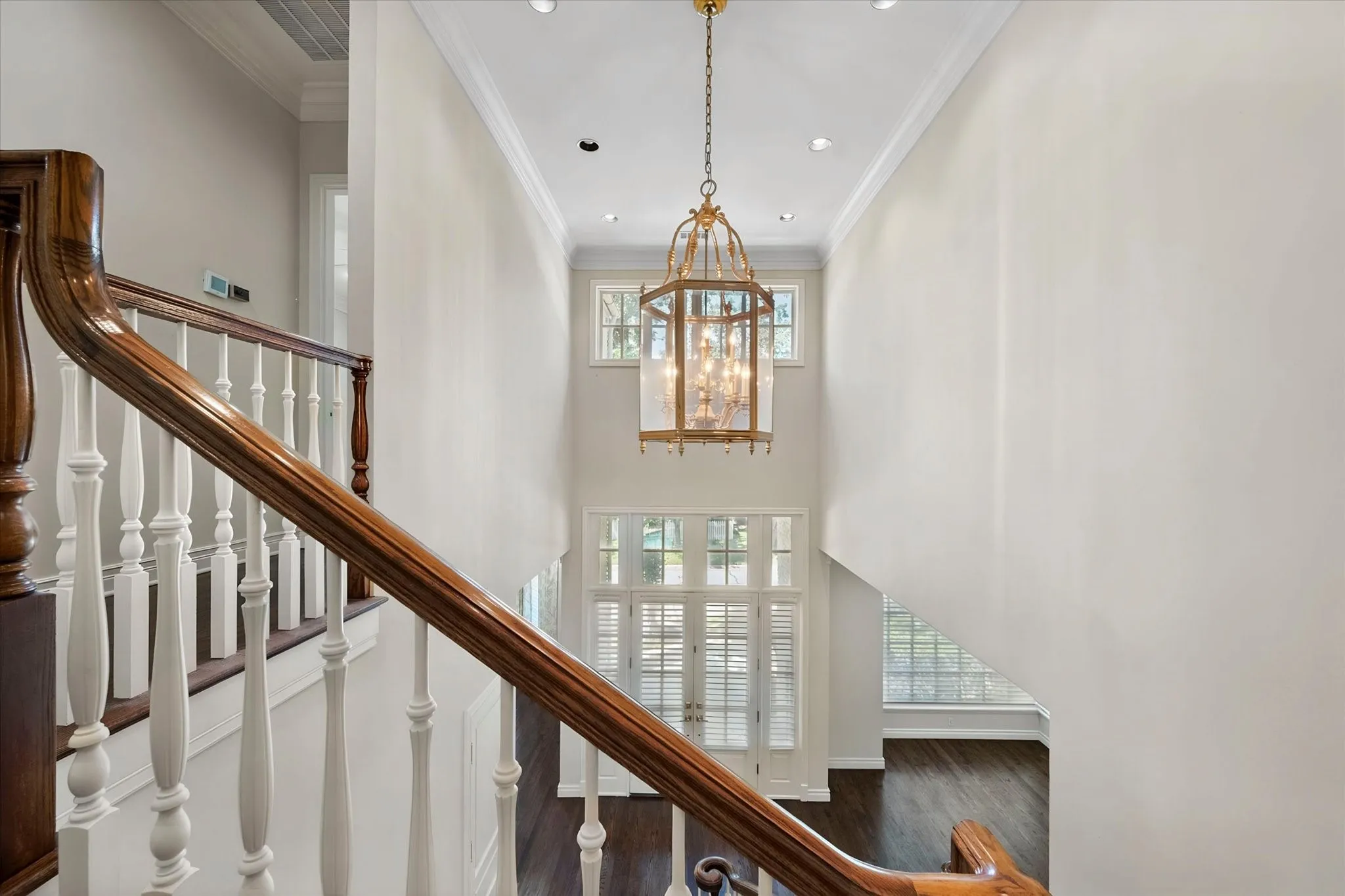 Elegant foyer light fixture