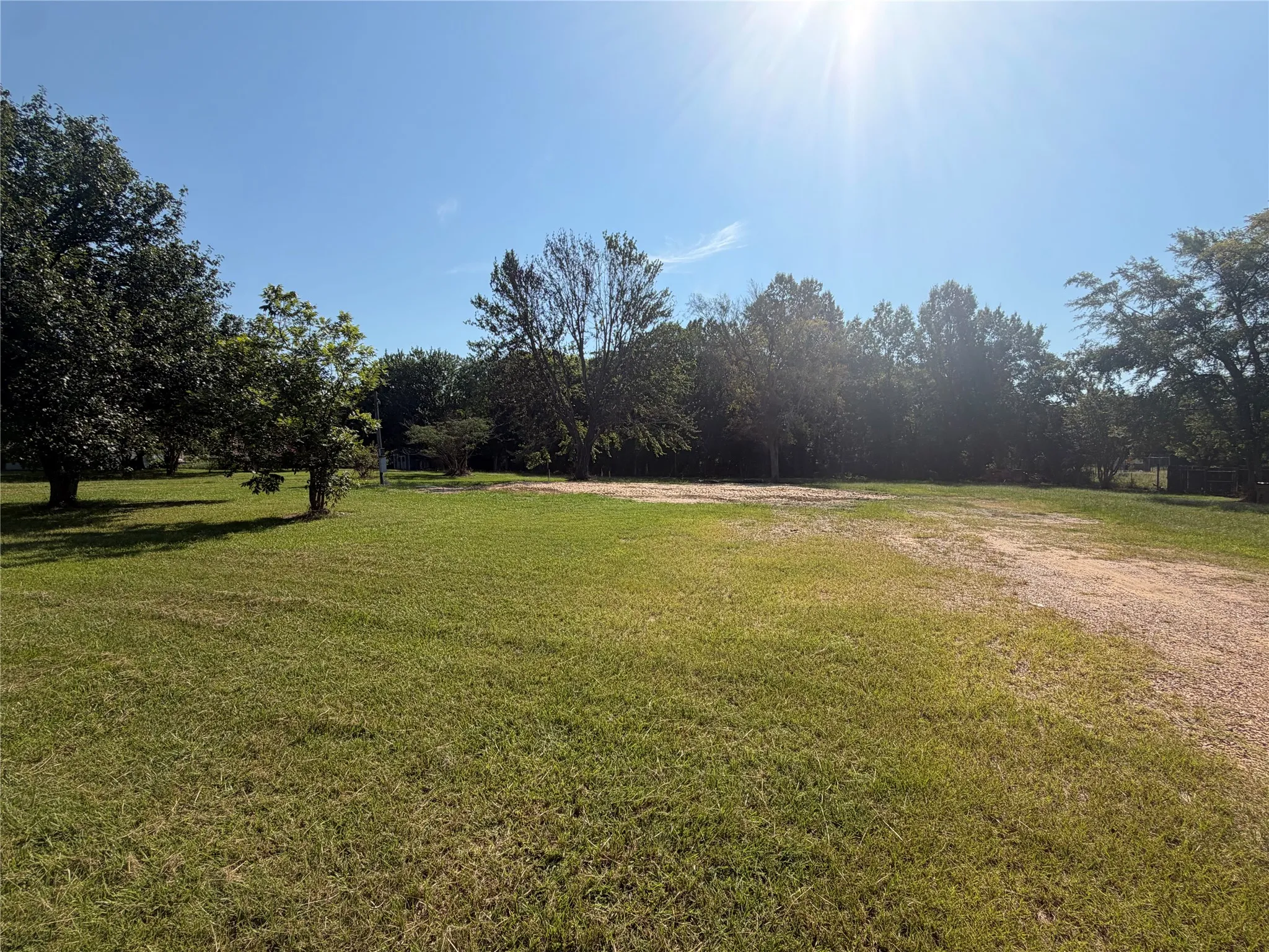 Unimproved Land For Sale in Red River (TX) County , 595 Fm 911 S, Avery, Texas 75554, 0, 0, Garage spaces, 0 Sqft, built in 0, Price $45,000, mls#21348706, Real Estate Agent in Avery, Homes For Sale in Red River (TX) county, Homes For Sale in Avery, Realtor in Avery Texas, Real Estate Brokerage Independent Realty Texas, Luminita Cordes Realtor