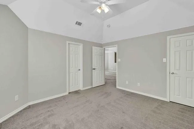 Single Family Residence For Sale in Dallas County , 9102 Hogan Drive, Rowlett, Texas 75089, 5 Bedroom, 4 Bathroom, 2 Garage spaces, 3,191 Sqft, built in 2003, mls#21333900, Real Estate Agent in Rowlett, Homes For Sale in Dallas county, Homes For Sale in Rowlett, Realtor in Rowlett Texas, Real Estate Brokerage Independent Realty Texas, Luminita Cordes Realtor