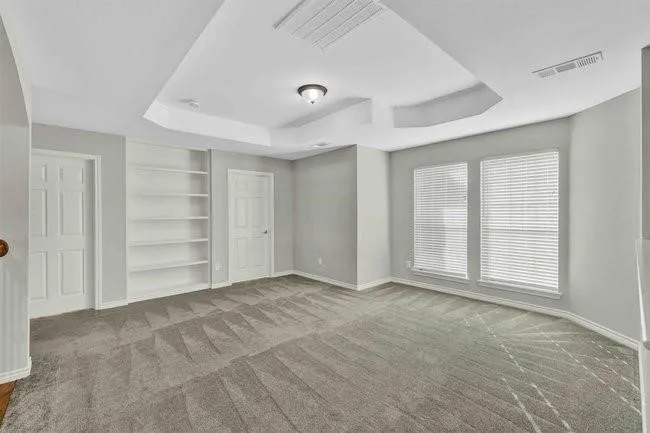 Single Family Residence For Sale in Dallas County , 9102 Hogan Drive, Rowlett, Texas 75089, 5 Bedroom, 4 Bathroom, 2 Garage spaces, 3,191 Sqft, built in 2003, mls#21333900, Real Estate Agent in Rowlett, Homes For Sale in Dallas county, Homes For Sale in Rowlett, Realtor in Rowlett Texas, Real Estate Brokerage Independent Realty Texas, Luminita Cordes Realtor