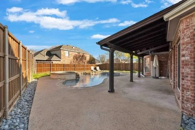 Single Family Residence For Sale in Dallas County , 9102 Hogan Drive, Rowlett, Texas 75089, 5 Bedroom, 4 Bathroom, 2 Garage spaces, 3,191 Sqft, built in 2003, mls#21333900, Real Estate Agent in Rowlett, Homes For Sale in Dallas county, Homes For Sale in Rowlett, Realtor in Rowlett Texas, Real Estate Brokerage Independent Realty Texas, Luminita Cordes Realtor
