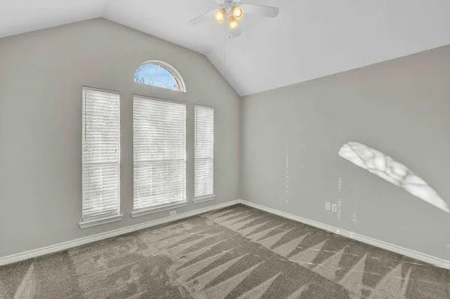 Single Family Residence For Sale in Dallas County , 9102 Hogan Drive, Rowlett, Texas 75089, 5 Bedroom, 4 Bathroom, 2 Garage spaces, 3,191 Sqft, built in 2003, mls#21333900, Real Estate Agent in Rowlett, Homes For Sale in Dallas county, Homes For Sale in Rowlett, Realtor in Rowlett Texas, Real Estate Brokerage Independent Realty Texas, Luminita Cordes Realtor