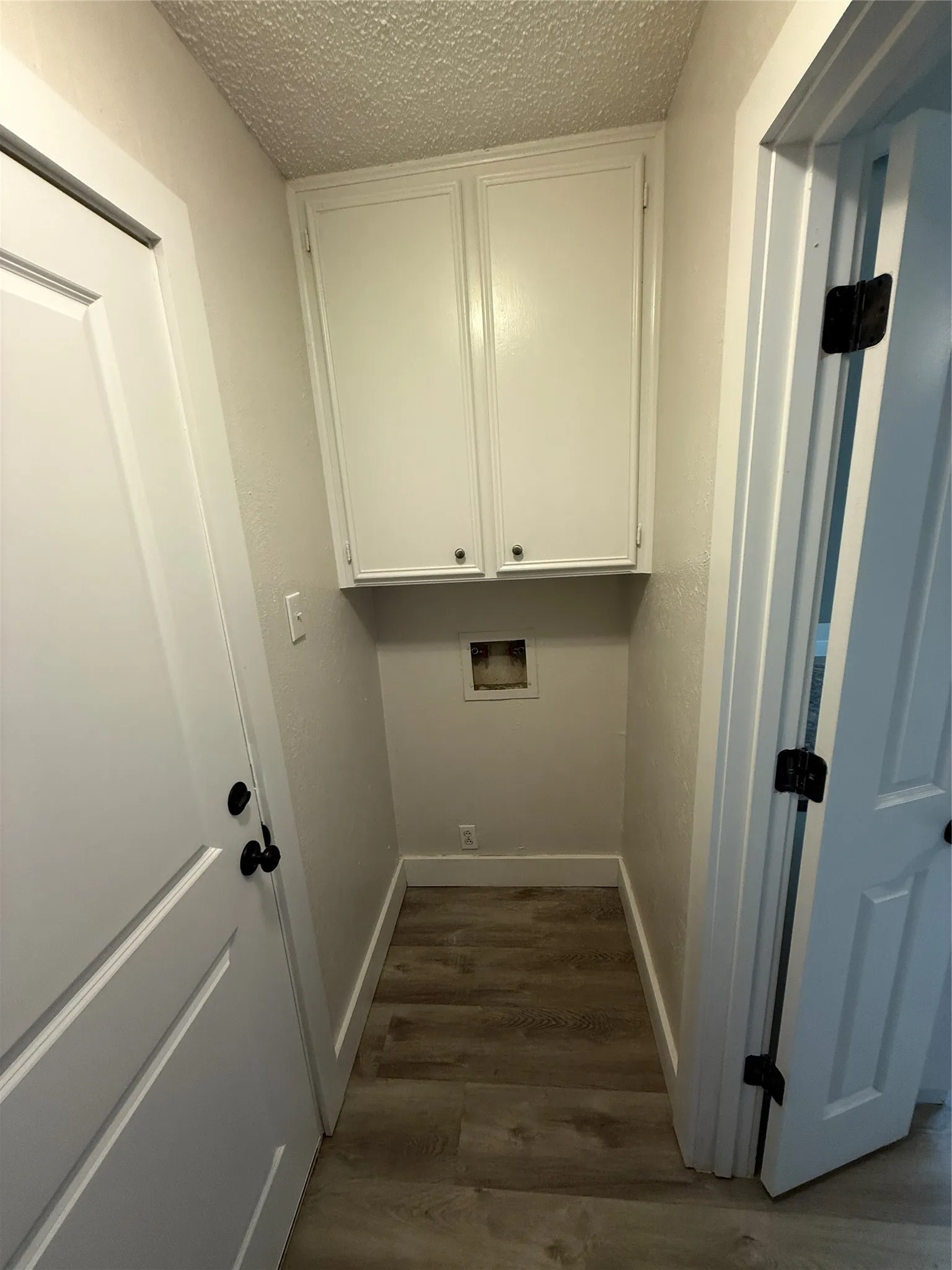 Single Family Residence For Rent in Grayson County , 2409 Caprice Avenue, Denison, Texas 75020, 3 Bedroom, 2 Bathroom, 2 Garage spaces, 1,404 Sqft, built in 1976, mls#21348722, Real Estate Agent in Denison, Homes For Rent in Grayson county, Homes For Rent in Denison, Realtor in Denison Texas, Real Estate Brokerage Independent Realty Texas, Luminita Cordes Realtor