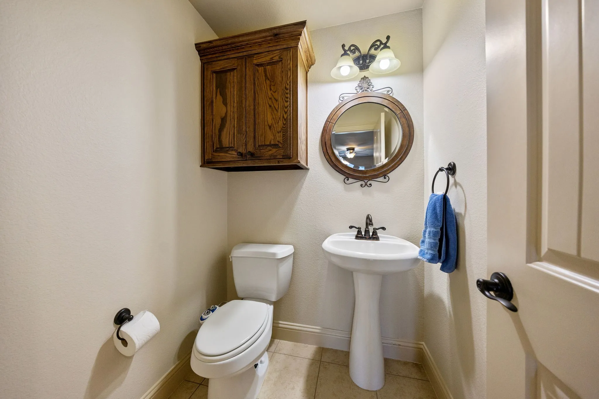 Single Family Residence For Sale in Collin County , 17155 County Road 605, Farmersville, Texas 75442, 4 Bedroom, 4 Bathroom, 3 Garage spaces, 3,084 Sqft, built in 2008, mls#21348149, Real Estate Agent in Farmersville, Homes For Sale in Collin county, Homes For Sale in Farmersville, Realtor in Farmersville Texas, Real Estate Brokerage Independent Realty Texas, Luminita Cordes Realtor