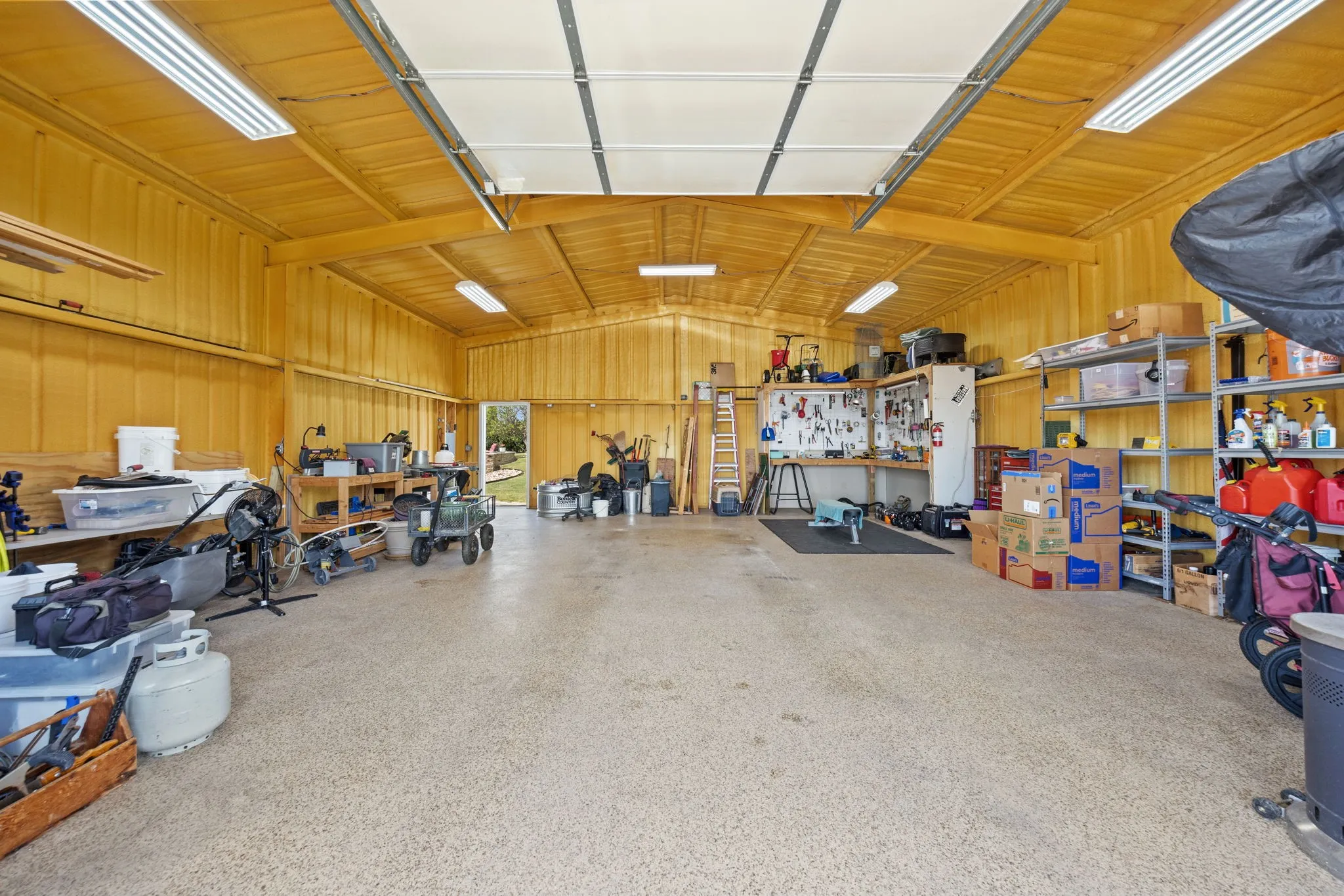 Detached workshop