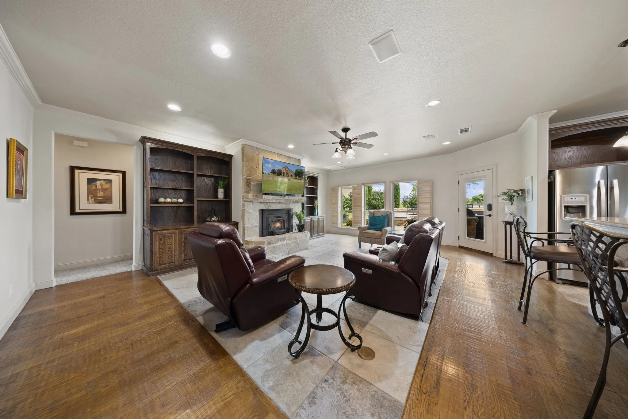 Single Family Residence For Sale in Collin County , 17155 County Road 605, Farmersville, Texas 75442, 4 Bedroom, 4 Bathroom, 3 Garage spaces, 3,084 Sqft, built in 2008, mls#21348149, Real Estate Agent in Farmersville, Homes For Sale in Collin county, Homes For Sale in Farmersville, Realtor in Farmersville Texas, Real Estate Brokerage Independent Realty Texas, Luminita Cordes Realtor