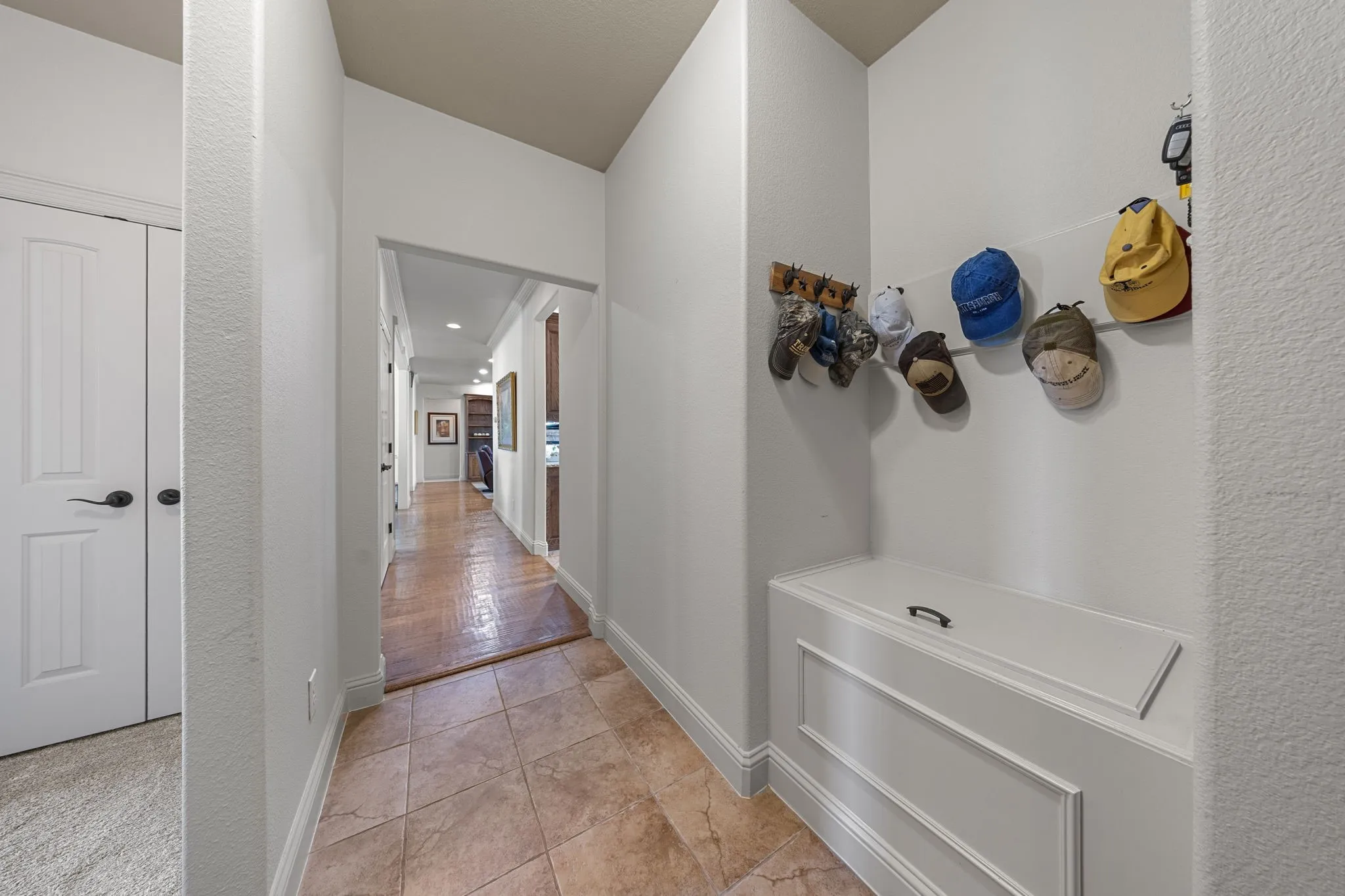 Single Family Residence For Sale in Collin County , 17155 County Road 605, Farmersville, Texas 75442, 4 Bedroom, 4 Bathroom, 3 Garage spaces, 3,084 Sqft, built in 2008, mls#21348149, Real Estate Agent in Farmersville, Homes For Sale in Collin county, Homes For Sale in Farmersville, Realtor in Farmersville Texas, Real Estate Brokerage Independent Realty Texas, Luminita Cordes Realtor