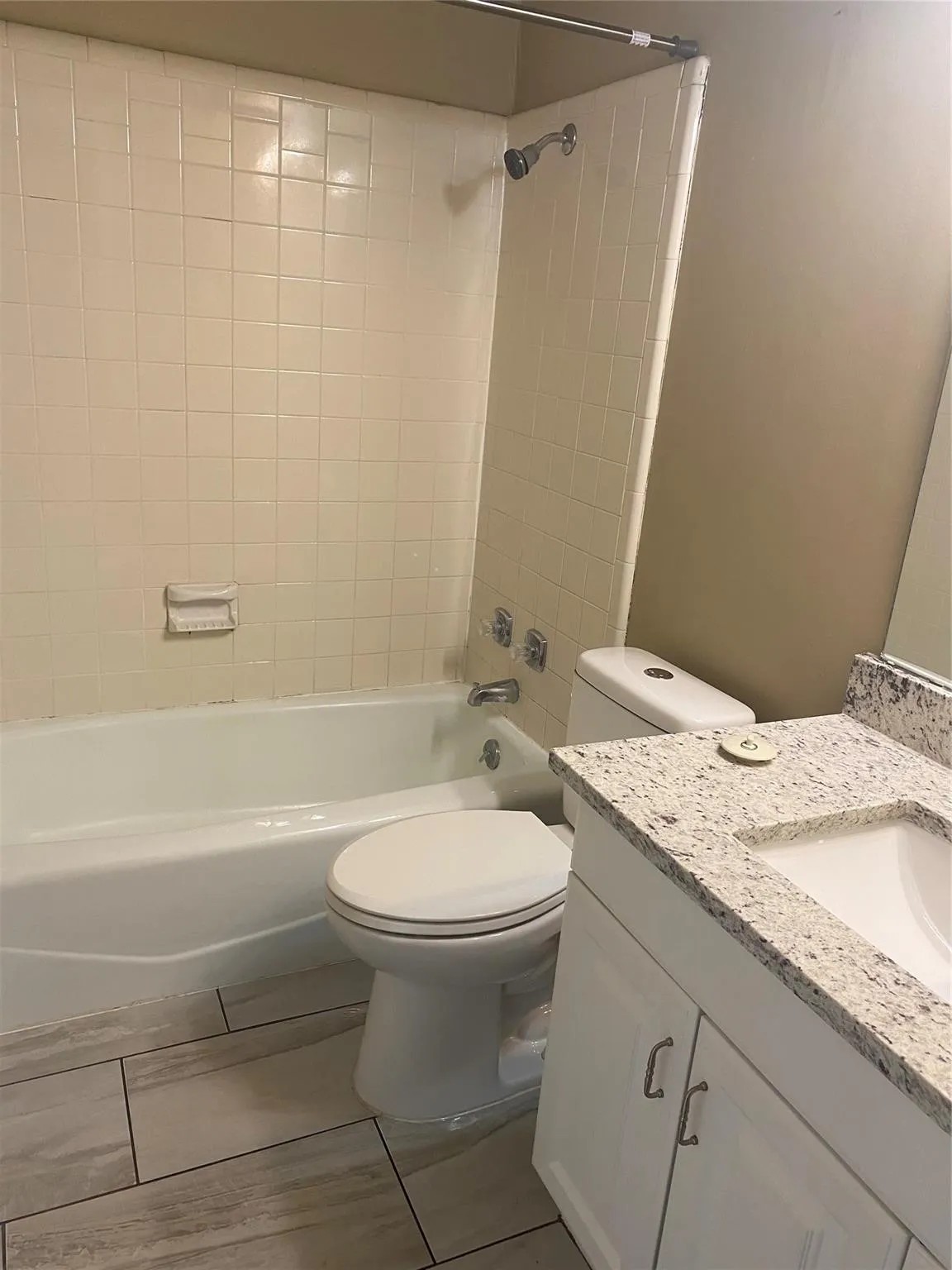 Single Family Residence For Rent in Tarrant County , 7464 Queensbury Circle, Fort Worth, Texas 76133, 2 Bedroom, 2 Bathroom, 2 Garage spaces, 1,106 Sqft, built in 1982, mls#21333354, Real Estate Agent in Fort Worth, Homes For Rent in Tarrant county, Homes For Rent in Fort Worth, Realtor in Fort Worth Texas, Real Estate Brokerage Independent Realty Texas, Luminita Cordes Realtor