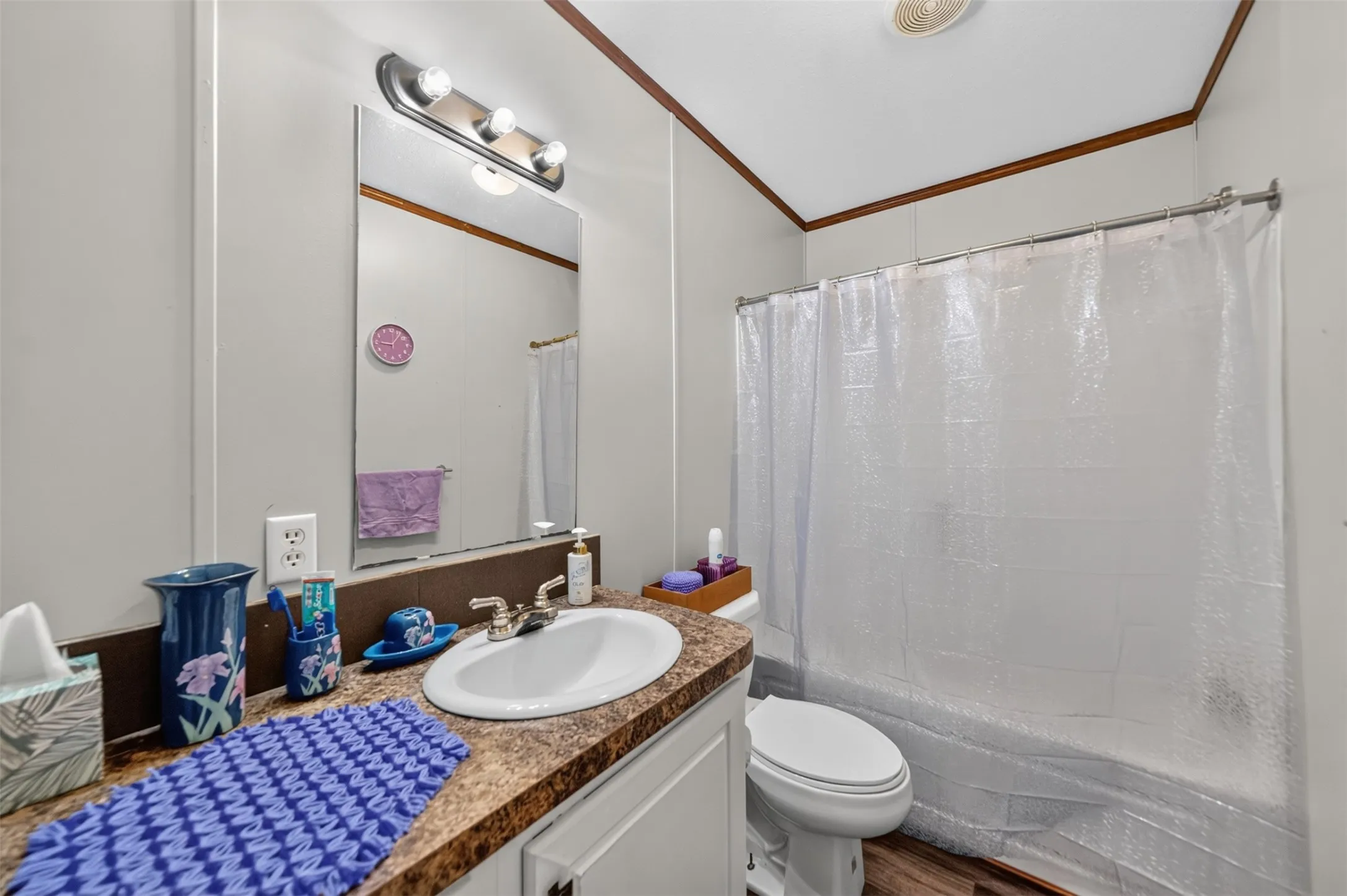 Manufactured Home For Sale in Anderson County , 173 An County Road 2234, Palestine, Texas 75803, 3 Bedroom, 2 Bathroom, Garage spaces, 1,334 Sqft, built in 2012, mls#21347393, Real Estate Agent in Palestine, Homes For Sale in Anderson county, Homes For Sale in Palestine, Realtor in Palestine Texas, Real Estate Brokerage Independent Realty Texas, Luminita Cordes Realtor