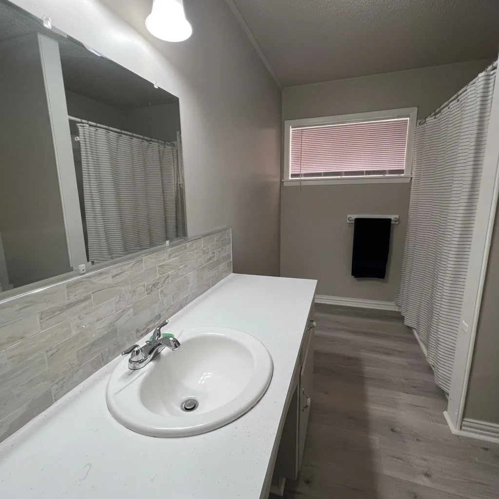 Single Family Residence For Sale in Camp County , 403 Montgomery Street, Pittsburg, Texas 75686, 4 Bedroom, 2 Bathroom, Garage spaces, 1,544 Sqft, built in 1972, mls#21343749, Real Estate Agent in Pittsburg, Homes For Sale in Camp county, Homes For Sale in Pittsburg, Realtor in Pittsburg Texas, Real Estate Brokerage Independent Realty Texas, Luminita Cordes Realtor