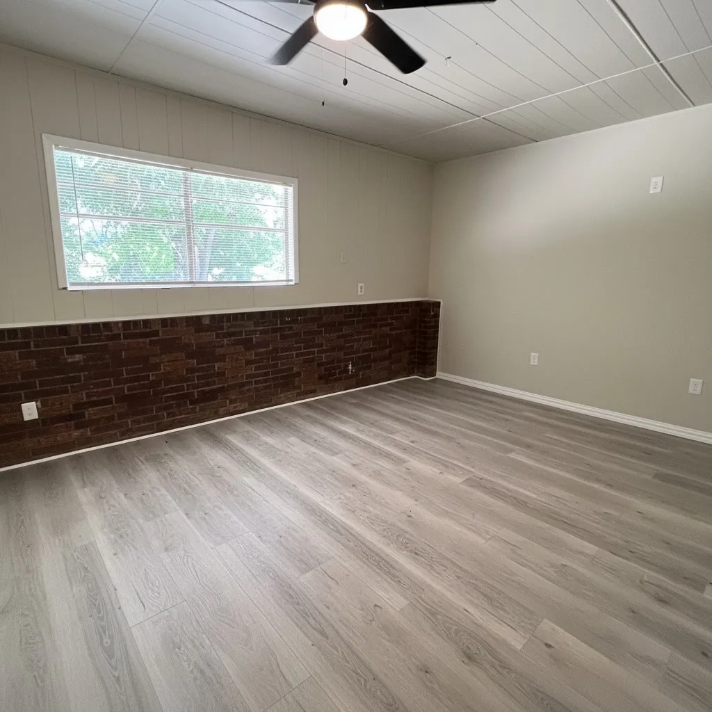 Single Family Residence For Sale in Camp County , 403 Montgomery Street, Pittsburg, Texas 75686, 4 Bedroom, 2 Bathroom, Garage spaces, 1,544 Sqft, built in 1972, mls#21343749, Real Estate Agent in Pittsburg, Homes For Sale in Camp county, Homes For Sale in Pittsburg, Realtor in Pittsburg Texas, Real Estate Brokerage Independent Realty Texas, Luminita Cordes Realtor