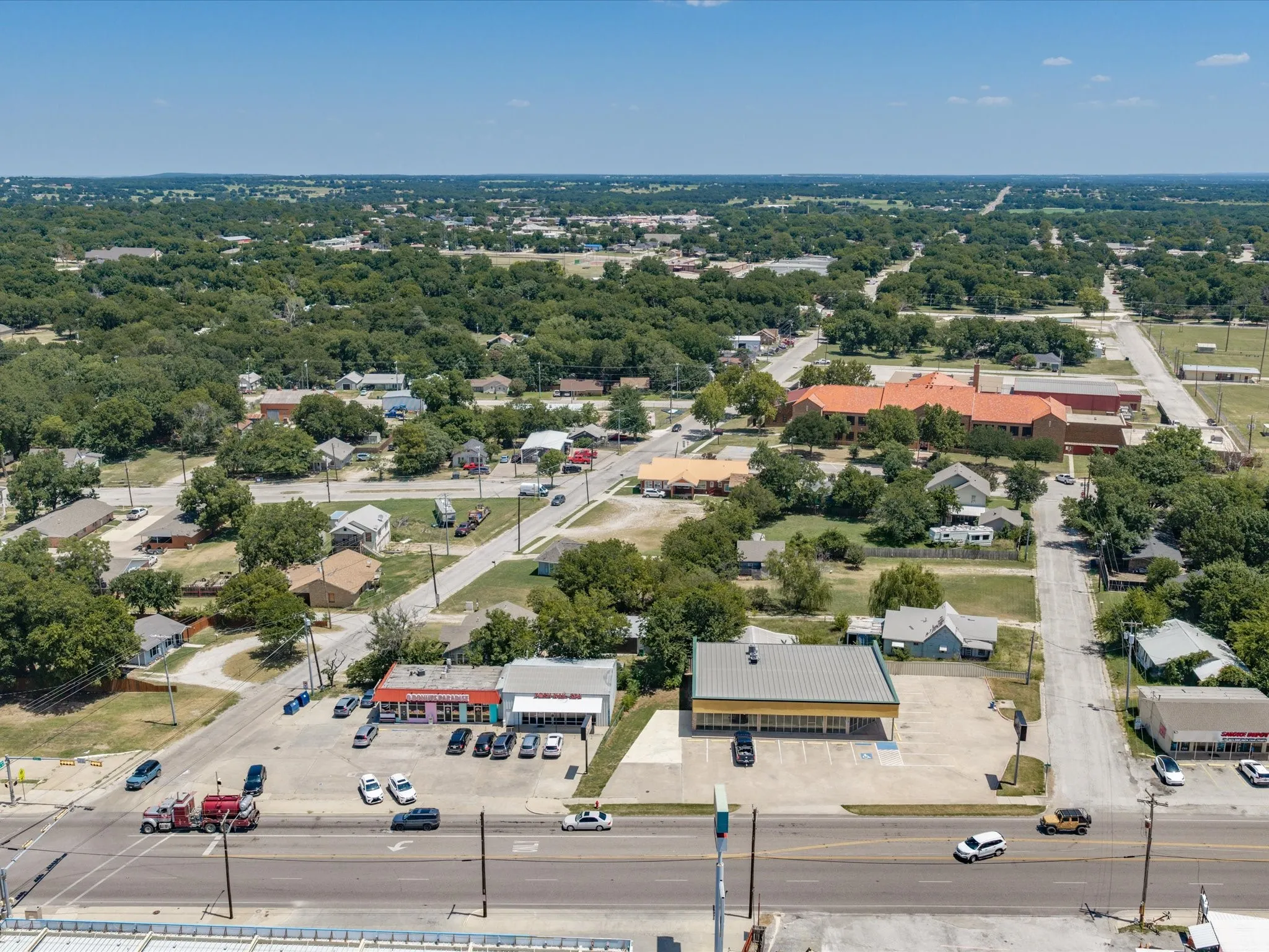 Business For Rent in Montague County , 507 E Wise Street, Bowie, Texas 76230, 0, 0, Garage spaces, 0 Sqft, built in 2003, Price $3,750, mls#21346717, Real Estate Agent in Bowie, Homes For Rent in Montague county, Homes For Rent in Bowie, Realtor in Bowie Texas, Real Estate Brokerage Independent Realty Texas, Luminita Cordes Realtor