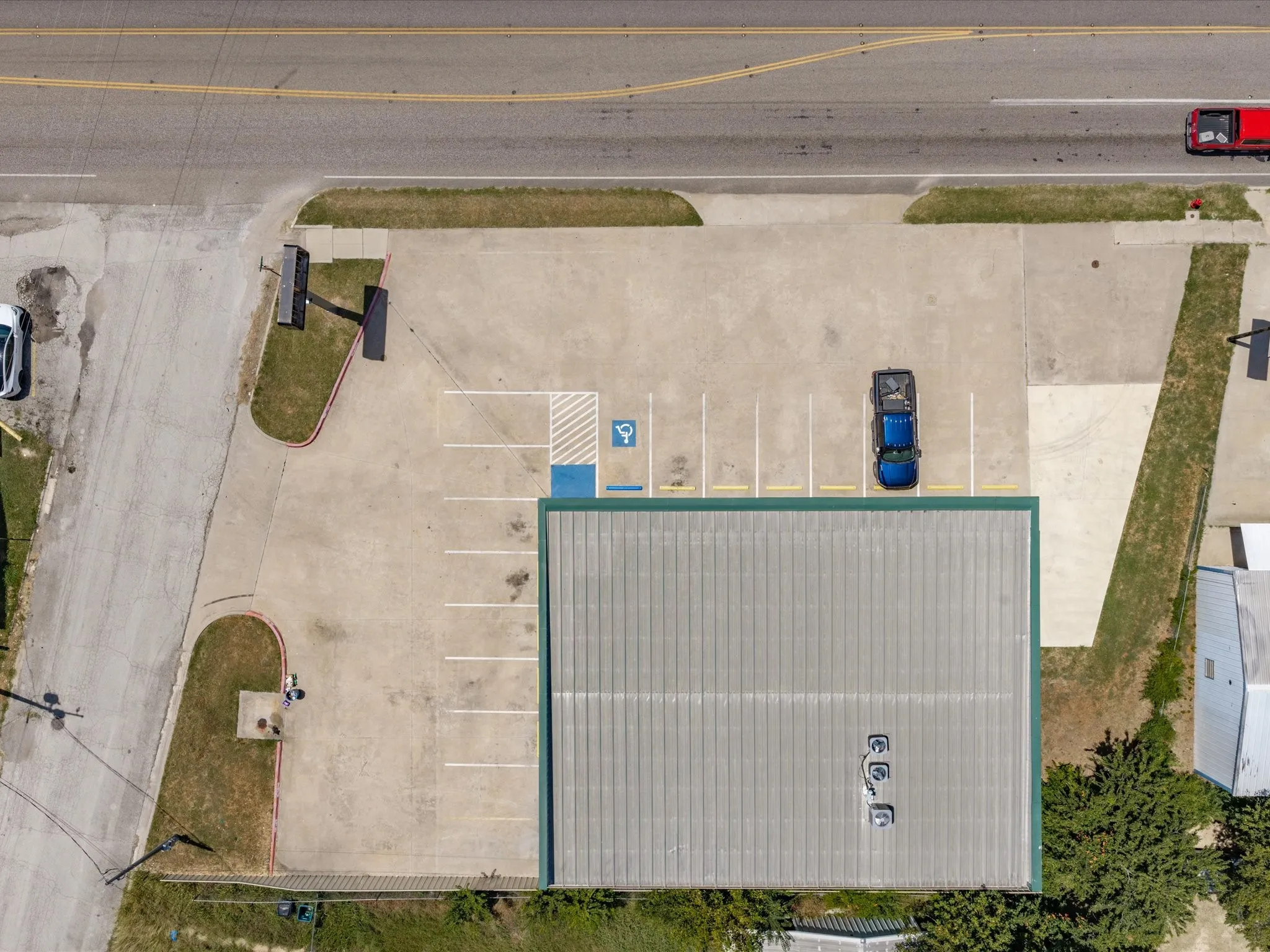 Business For Rent in Montague County , 507 E Wise Street, Bowie, Texas 76230, 0, 0, Garage spaces, 0 Sqft, built in 2003, Price $3,750, mls#21346717, Real Estate Agent in Bowie, Homes For Rent in Montague county, Homes For Rent in Bowie, Realtor in Bowie Texas, Real Estate Brokerage Independent Realty Texas, Luminita Cordes Realtor