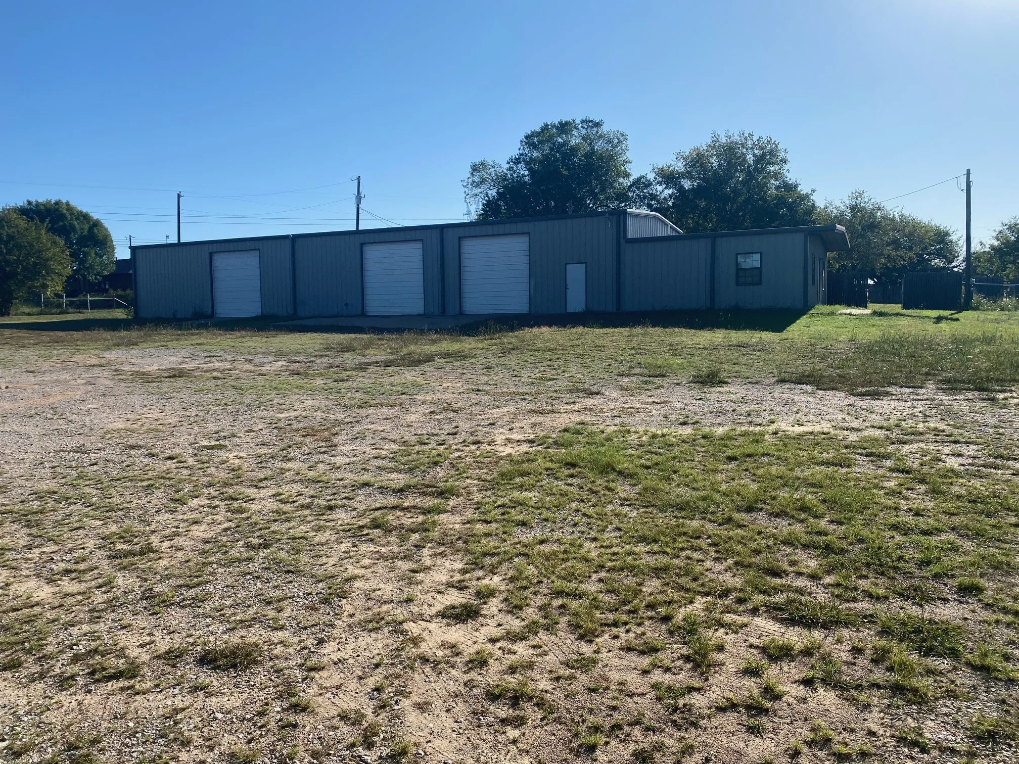 Warehouse For Rent in Parker County , 5201 N Fm 51, Weatherford, Texas 76085, 0, 0, Garage spaces, 0 Sqft, built in 2006, mls#21348755, Real Estate Agent in Weatherford, Homes For Rent in Parker county, Homes For Rent in Weatherford, Realtor in Weatherford Texas, Real Estate Brokerage Independent Realty Texas, Luminita Cordes Realtor