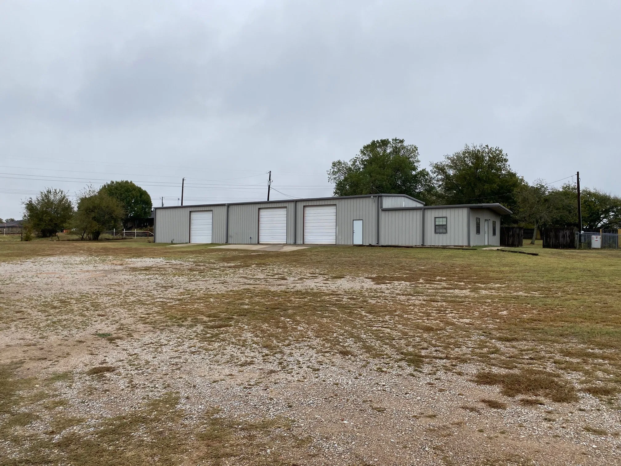 Warehouse For Rent in Parker County , 5201 N Fm 51, Weatherford, Texas 76085, 0, 0, Garage spaces, 0 Sqft, built in 2006, mls#21348755, Real Estate Agent in Weatherford, Homes For Rent in Parker county, Homes For Rent in Weatherford, Realtor in Weatherford Texas, Real Estate Brokerage Independent Realty Texas, Luminita Cordes Realtor