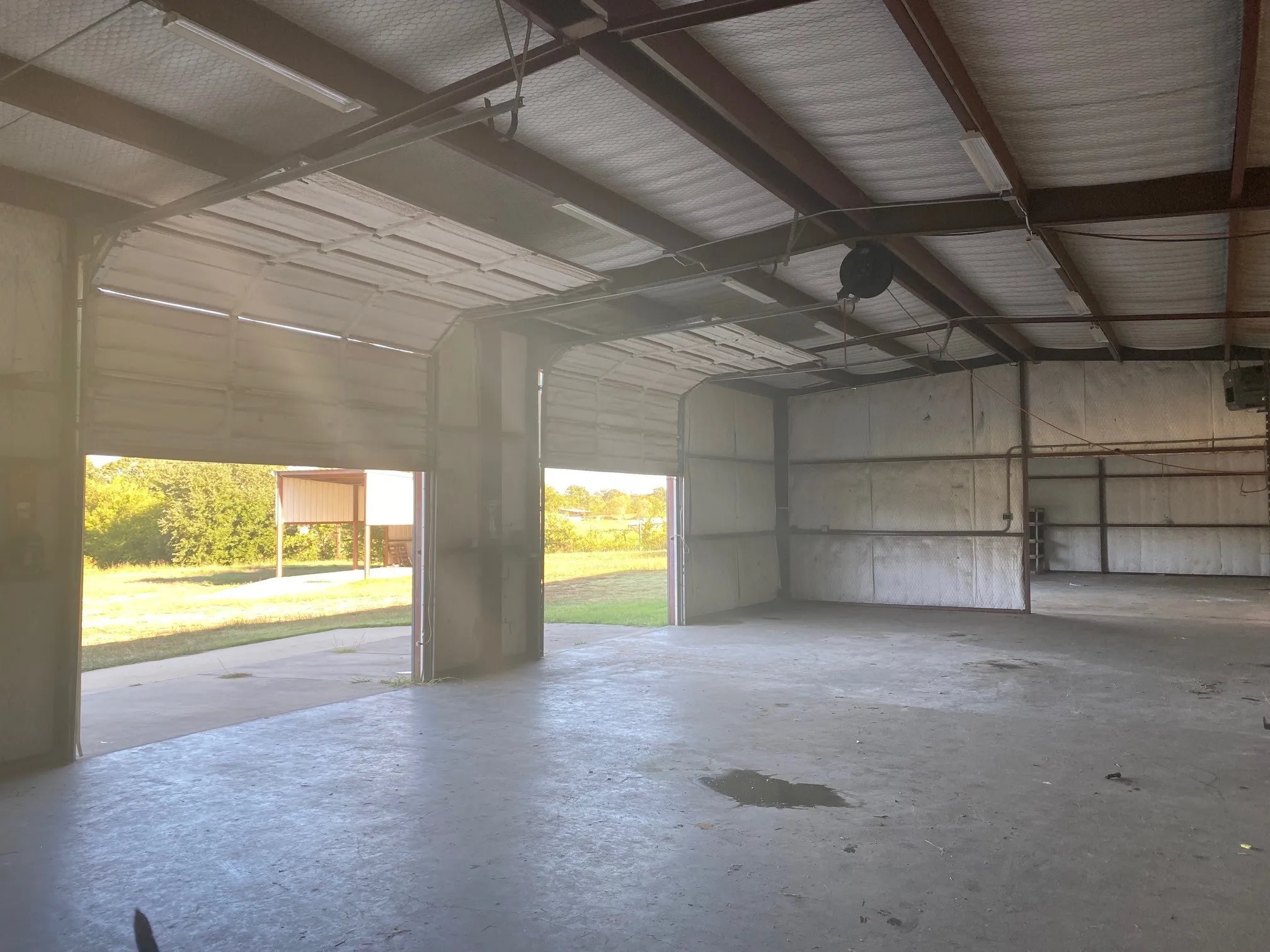 Warehouse For Rent in Parker County , 5201 N Fm 51, Weatherford, Texas 76085, 0, 0, Garage spaces, 0 Sqft, built in 2006, mls#21348755, Real Estate Agent in Weatherford, Homes For Rent in Parker county, Homes For Rent in Weatherford, Realtor in Weatherford Texas, Real Estate Brokerage Independent Realty Texas, Luminita Cordes Realtor