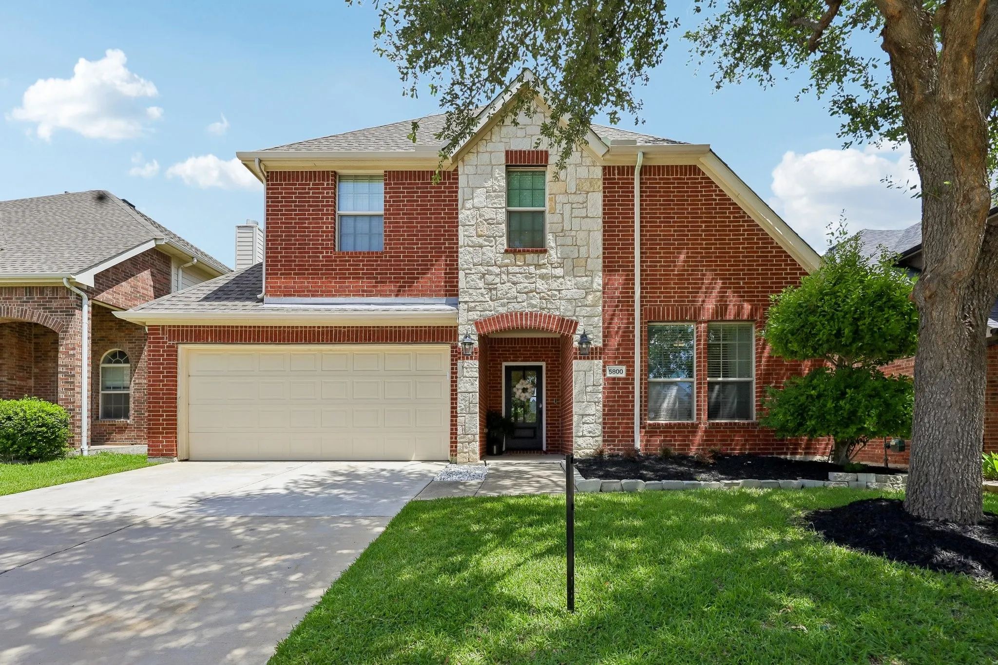 Single Family Residence For Rent in Collin County , 5800 Broken Spur, Mc Kinney, Texas 75070, 5 Bedroom, 3 Bathroom, 2 Garage spaces, 2,924 Sqft, built in 2008, mls#21339890, Real Estate Agent in Mc Kinney, Homes For Rent in Collin county, Homes For Rent in Mc Kinney, Realtor in Mc Kinney Texas, Real Estate Brokerage Independent Realty Texas, Luminita Cordes Realtor
