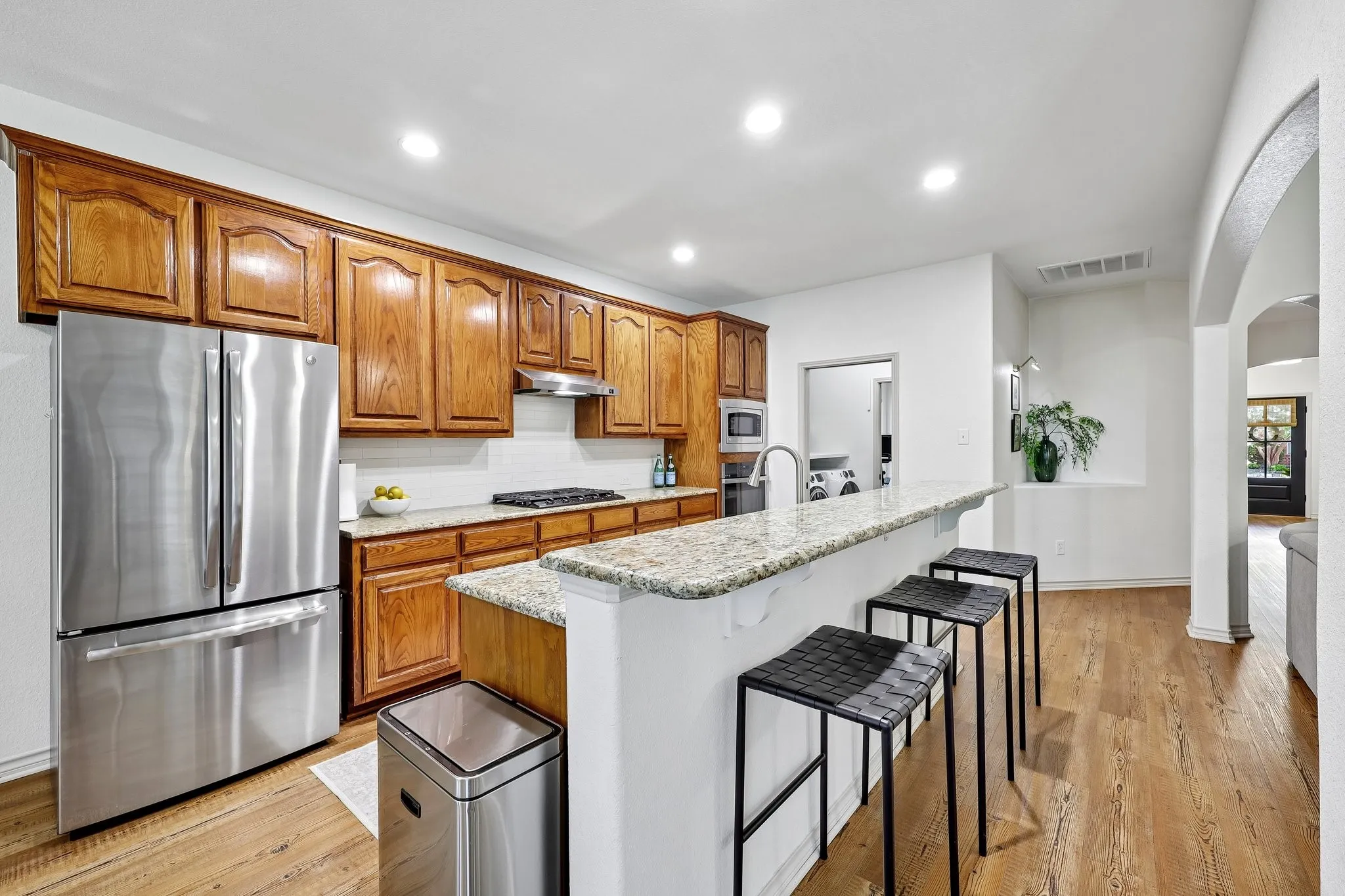 Single Family Residence For Rent in Collin County , 5800 Broken Spur, Mc Kinney, Texas 75070, 5 Bedroom, 3 Bathroom, 2 Garage spaces, 2,924 Sqft, built in 2008, mls#21339890, Real Estate Agent in Mc Kinney, Homes For Rent in Collin county, Homes For Rent in Mc Kinney, Realtor in Mc Kinney Texas, Real Estate Brokerage Independent Realty Texas, Luminita Cordes Realtor