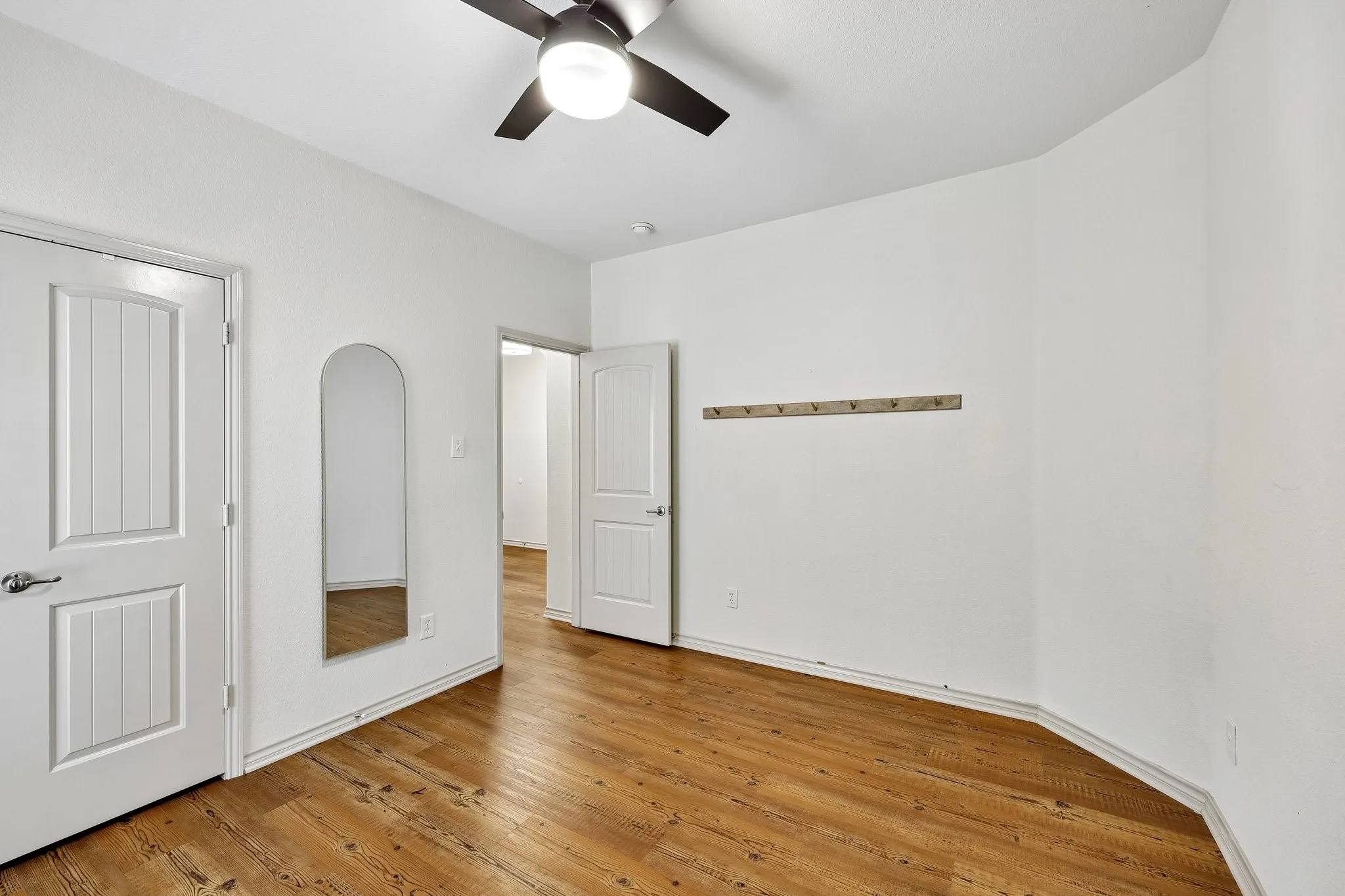 Single Family Residence For Rent in Collin County , 5800 Broken Spur, Mc Kinney, Texas 75070, 5 Bedroom, 3 Bathroom, 2 Garage spaces, 2,924 Sqft, built in 2008, mls#21339890, Real Estate Agent in Mc Kinney, Homes For Rent in Collin county, Homes For Rent in Mc Kinney, Realtor in Mc Kinney Texas, Real Estate Brokerage Independent Realty Texas, Luminita Cordes Realtor