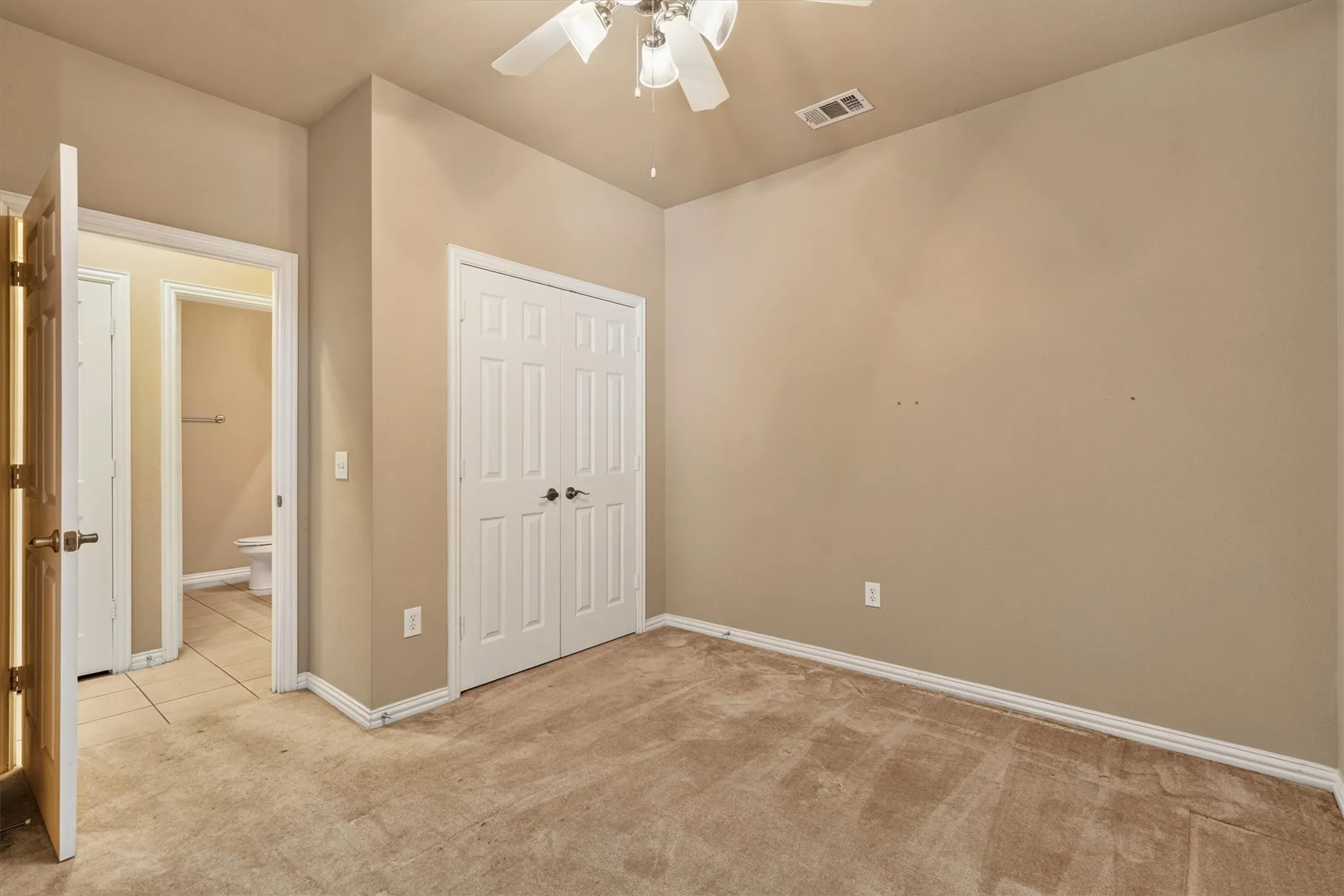 Townhouse For Sale in Collin County , 2833 Mott Street, Plano, Texas 75025, 2 Bedroom, 2 Bathroom, 2 Garage spaces, 1,402 Sqft, built in 2007, mls#21348562, Real Estate Agent in Plano, Homes For Sale in Collin county, Homes For Sale in Plano, Realtor in Plano Texas, Real Estate Brokerage Independent Realty Texas, Luminita Cordes Realtor