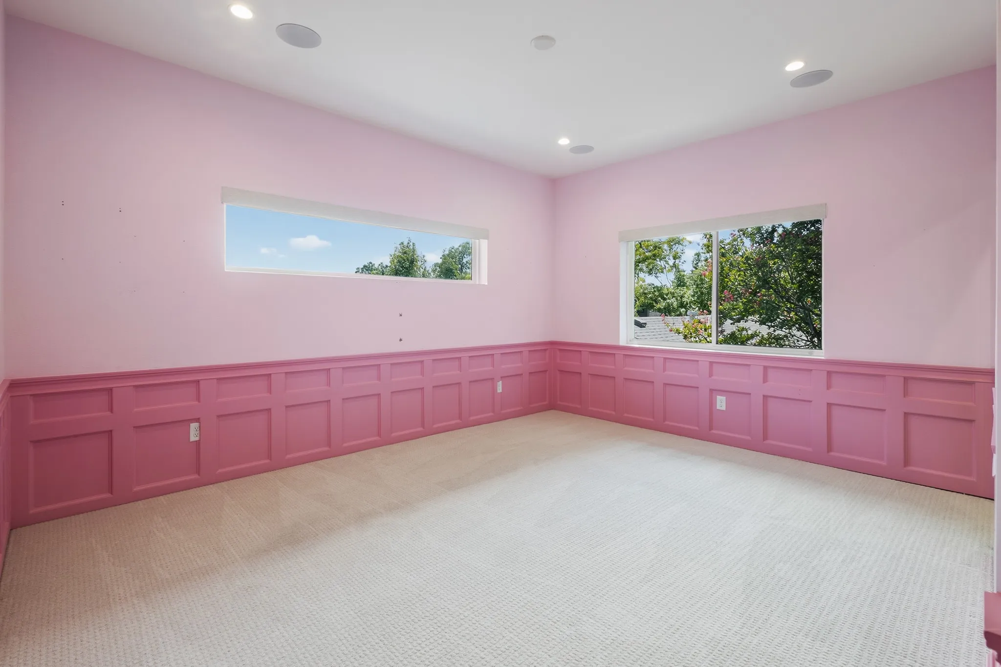 Single Family Residence For Sale in Dallas County , 3871 Clover Lane, Dallas, Texas 75220, 4 Bedroom, 4 Bathroom, 2 Garage spaces, 3,746 Sqft, built in 2020, mls#21348745, Real Estate Agent in Dallas, Homes For Sale in Dallas county, Homes For Sale in Dallas, Realtor in Dallas Texas, Real Estate Brokerage Independent Realty Texas, Luminita Cordes Realtor