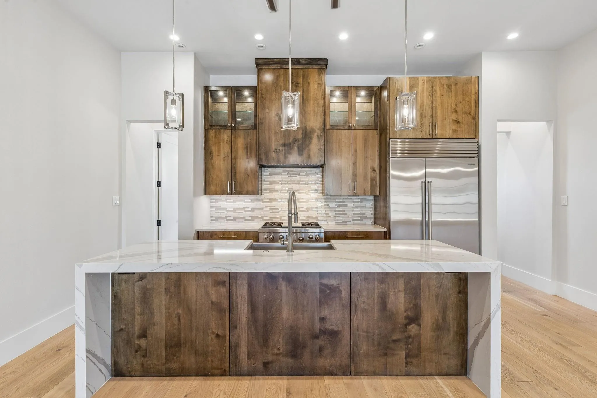 Townhouse For Sale in Tarrant County , 69 Cortes Drive, Westlake, Texas 76262, 3 Bedroom, 4 Bathroom, 2 Garage spaces, 2,038 Sqft, built in 2018, mls#21332907, Real Estate Agent in Westlake, Homes For Sale in Tarrant county, Homes For Sale in Westlake, Realtor in Westlake Texas, Real Estate Brokerage Independent Realty Texas, Luminita Cordes Realtor