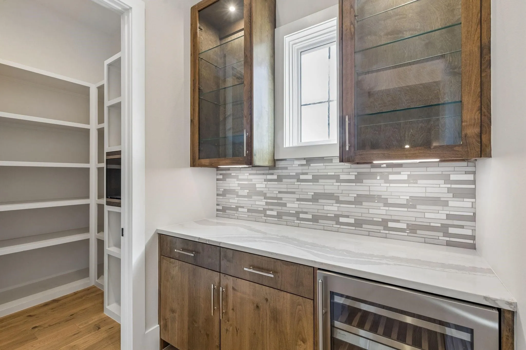 Townhouse For Rent in Tarrant County , 69 Cortes Drive, Westlake, Texas 76262, 3 Bedrooms, 4 Bathrooms, 2 Garage spaces, 2,038 Sqft, built in 2018, Price $7,800, mls#21332983, Real Estate Agent in Westlake, Homes For Rent in Tarrant county, Homes For Rent in Westlake, Realtor in Westlake Texas, Real Estate Brokerage Independent Realty Texas, Luminita Cordes Realtor
