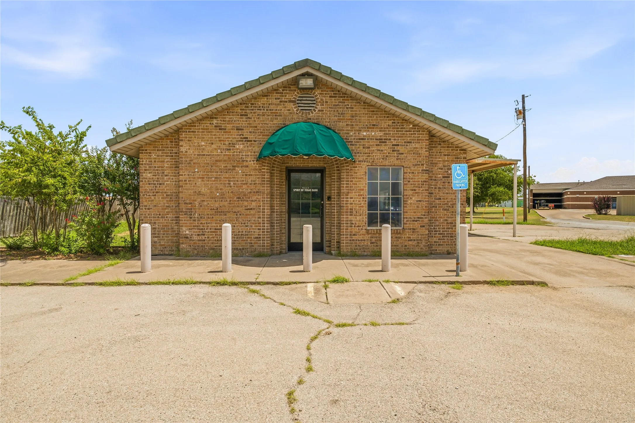 Office For Rent in Parker County , 107 Fannin Street, Millsap, Texas 76066, 0, 0, Garage spaces, 0 Sqft, built in 0, Price $2,500, mls#21347280, Real Estate Agent in Millsap, Homes For Rent in Parker county, Homes For Rent in Millsap, Realtor in Millsap Texas, Real Estate Brokerage Independent Realty Texas, Luminita Cordes Realtor