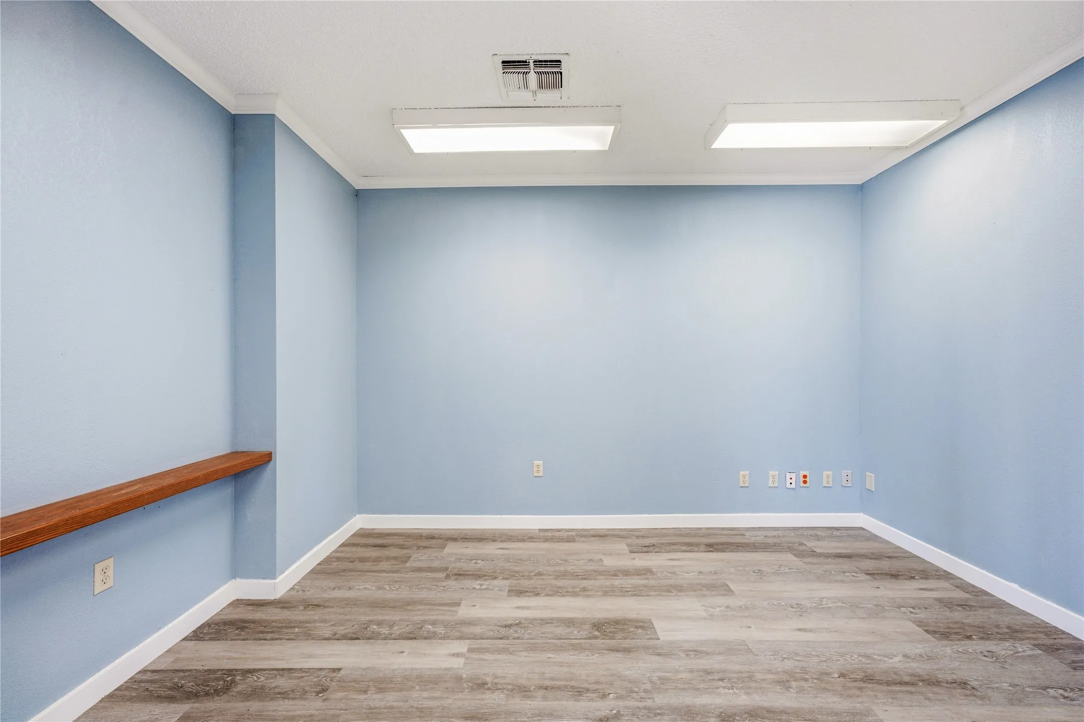 Office For Rent in Parker County , 107 Fannin Street, Millsap, Texas 76066, 0, 0, Garage spaces, 0 Sqft, built in 0, Price $2,500, mls#21347280, Real Estate Agent in Millsap, Homes For Rent in Parker county, Homes For Rent in Millsap, Realtor in Millsap Texas, Real Estate Brokerage Independent Realty Texas, Luminita Cordes Realtor