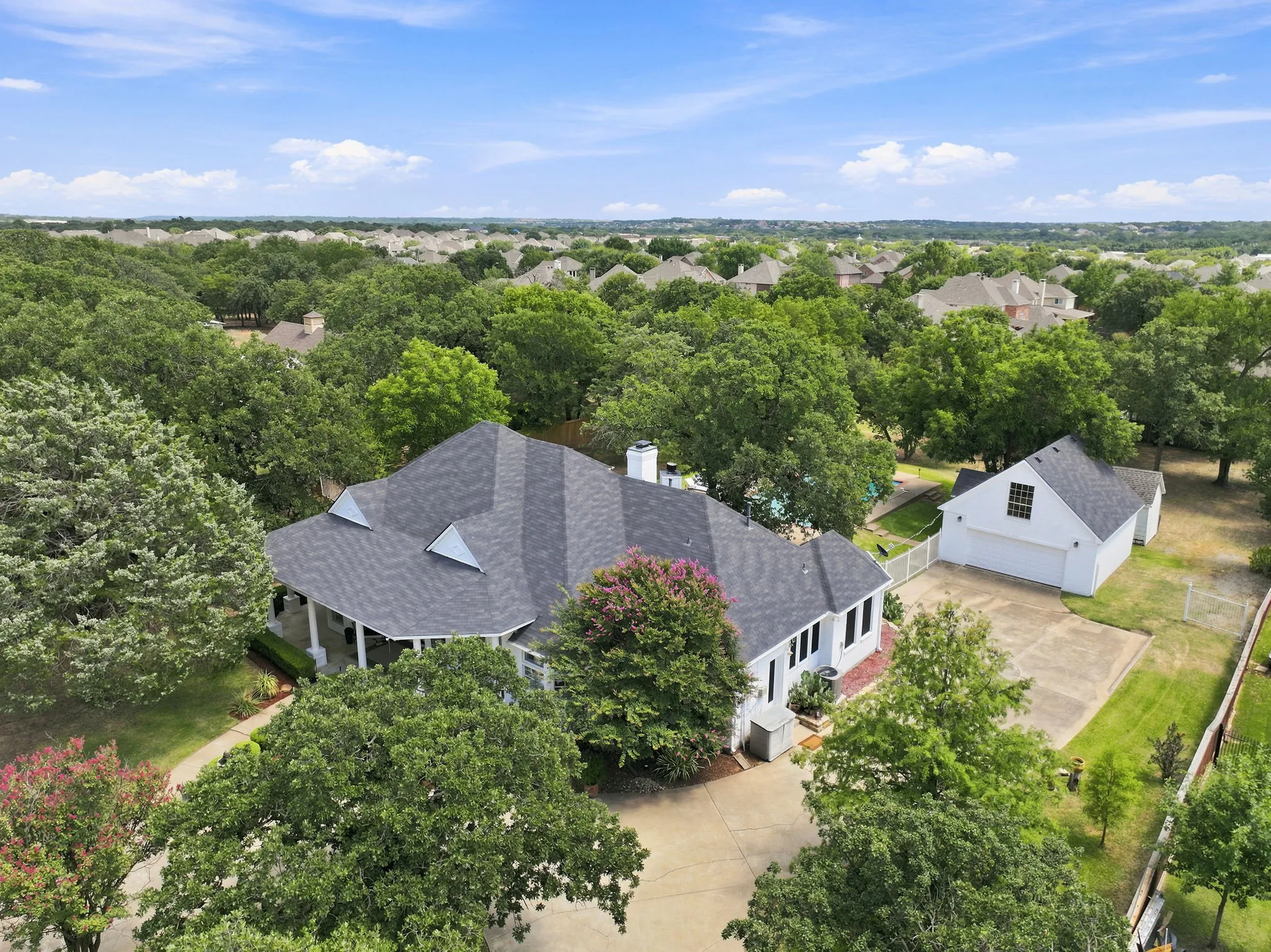 Single Family Residence For Sale in Tarrant County , 1244 Johnson Road, Keller, Texas 76248, 4 Bedroom, 3 Bathroom, 2 Garage spaces, 2,826 Sqft, built in 1990, mls#21343537, Real Estate Agent in Keller, Homes For Sale in Tarrant county, Homes For Sale in Keller, Realtor in Keller Texas, Real Estate Brokerage Independent Realty Texas, Luminita Cordes Realtor