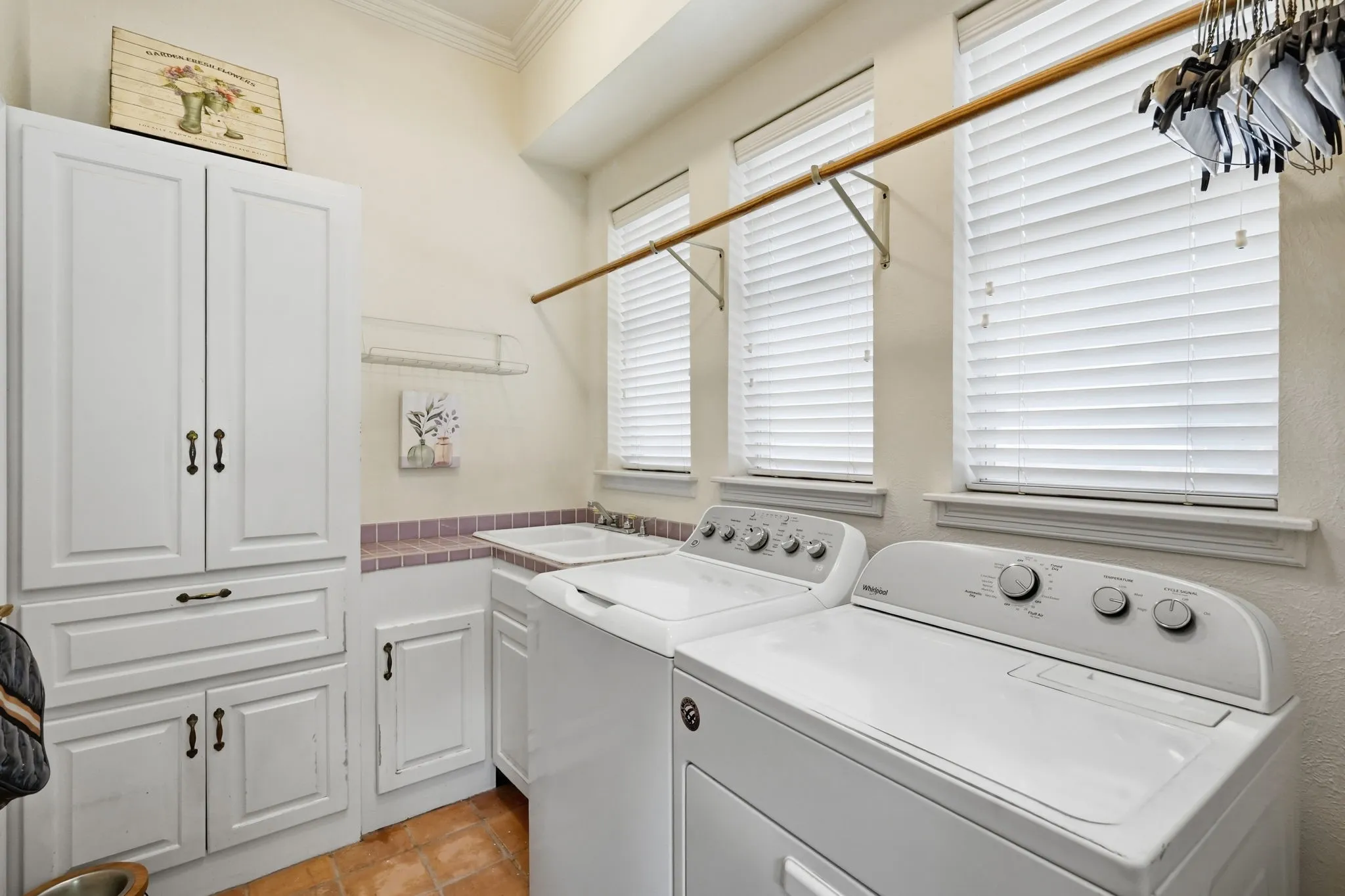 Single Family Residence For Sale in Tarrant County , 1244 Johnson Road, Keller, Texas 76248, 4 Bedroom, 3 Bathroom, 2 Garage spaces, 2,826 Sqft, built in 1990, mls#21343537, Real Estate Agent in Keller, Homes For Sale in Tarrant county, Homes For Sale in Keller, Realtor in Keller Texas, Real Estate Brokerage Independent Realty Texas, Luminita Cordes Realtor