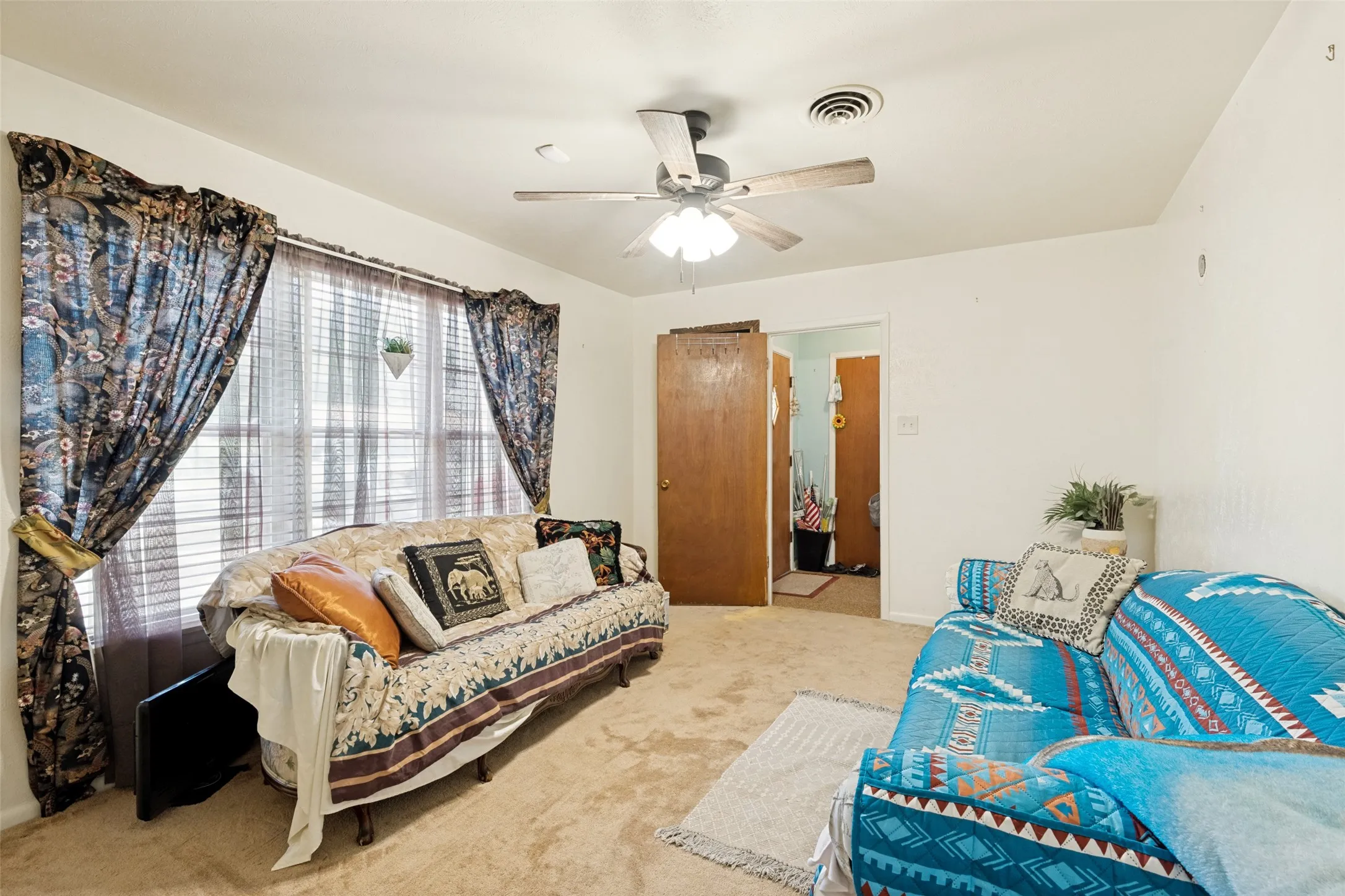 Single Family Residence For Sale in Parker County , 1012 Rosebud Drive, Azle, Texas 76020, 2 Bedroom, 1 Bathroom, 1 Garage spaces, 1,086 Sqft, built in 0, mls#21347799, Real Estate Agent in Azle, Homes For Sale in Parker county, Homes For Sale in Azle, Realtor in Azle Texas, Real Estate Brokerage Independent Realty Texas, Luminita Cordes Realtor