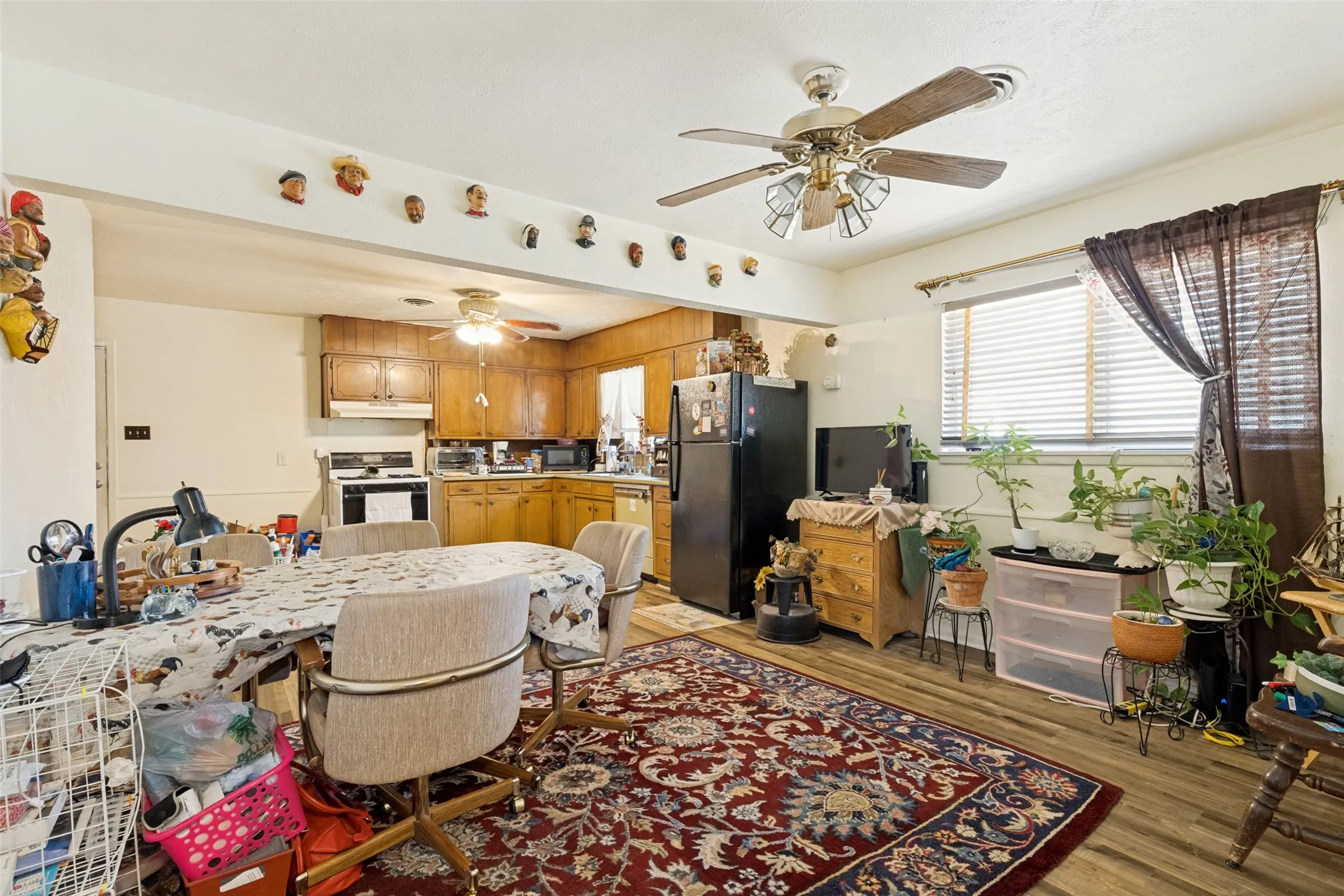 Single Family Residence For Sale in Parker County , 1012 Rosebud Drive, Azle, Texas 76020, 2 Bedroom, 1 Bathroom, 1 Garage spaces, 1,086 Sqft, built in 0, mls#21347799, Real Estate Agent in Azle, Homes For Sale in Parker county, Homes For Sale in Azle, Realtor in Azle Texas, Real Estate Brokerage Independent Realty Texas, Luminita Cordes Realtor