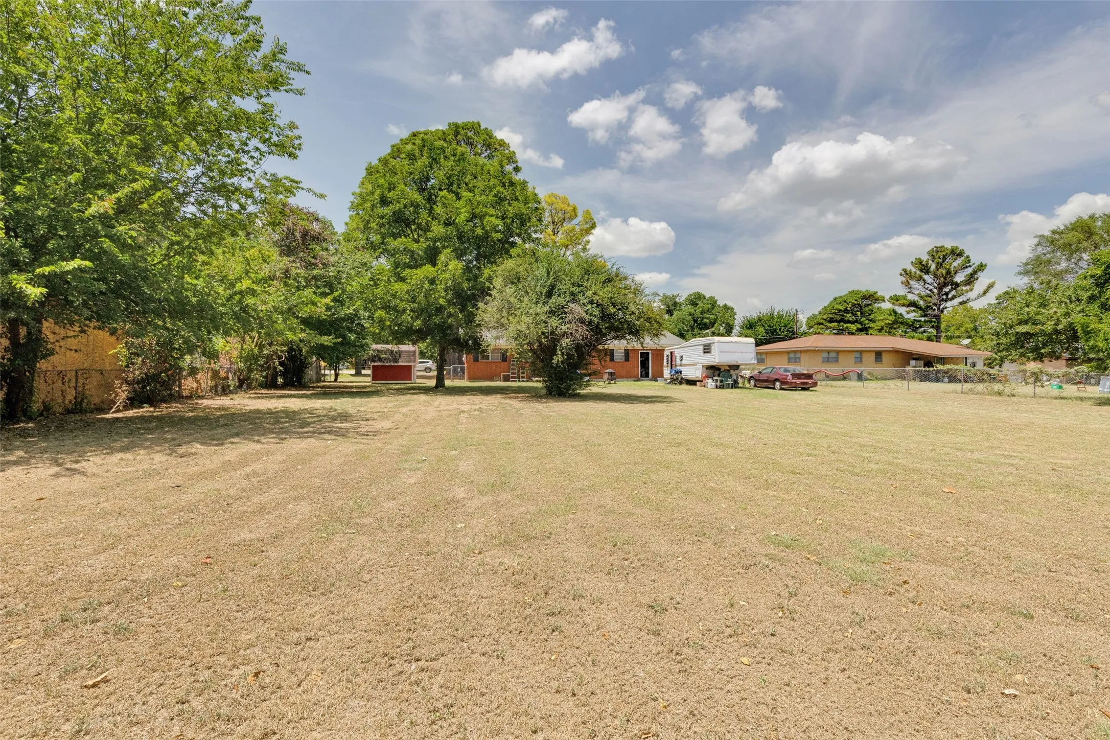 Single Family Residence For Sale in Parker County , 1012 Rosebud Drive, Azle, Texas 76020, 2 Bedroom, 1 Bathroom, 1 Garage spaces, 1,086 Sqft, built in 0, mls#21347799, Real Estate Agent in Azle, Homes For Sale in Parker county, Homes For Sale in Azle, Realtor in Azle Texas, Real Estate Brokerage Independent Realty Texas, Luminita Cordes Realtor