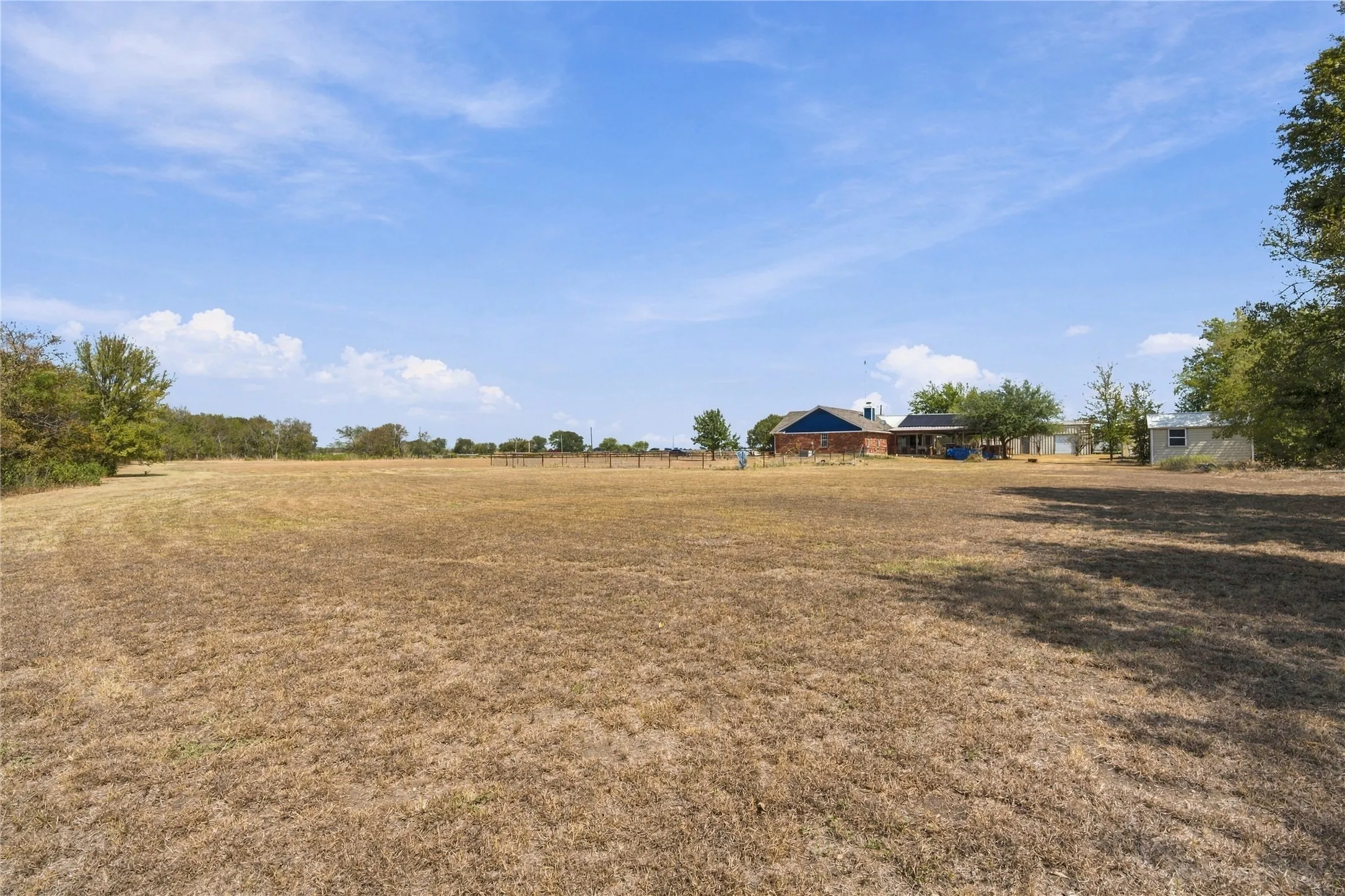 Single Family Residence For Sale in Mc Lennan County , 580 Easy Road, West, Texas 76691, 4 Bedroom, 2 Bathroom, 2 Garage spaces, 2,446 Sqft, built in 1997, mls#21347540, Real Estate Agent in West, Homes For Sale in Mc Lennan county, Homes For Sale in West, Realtor in West Texas, Real Estate Brokerage Independent Realty Texas, Luminita Cordes Realtor